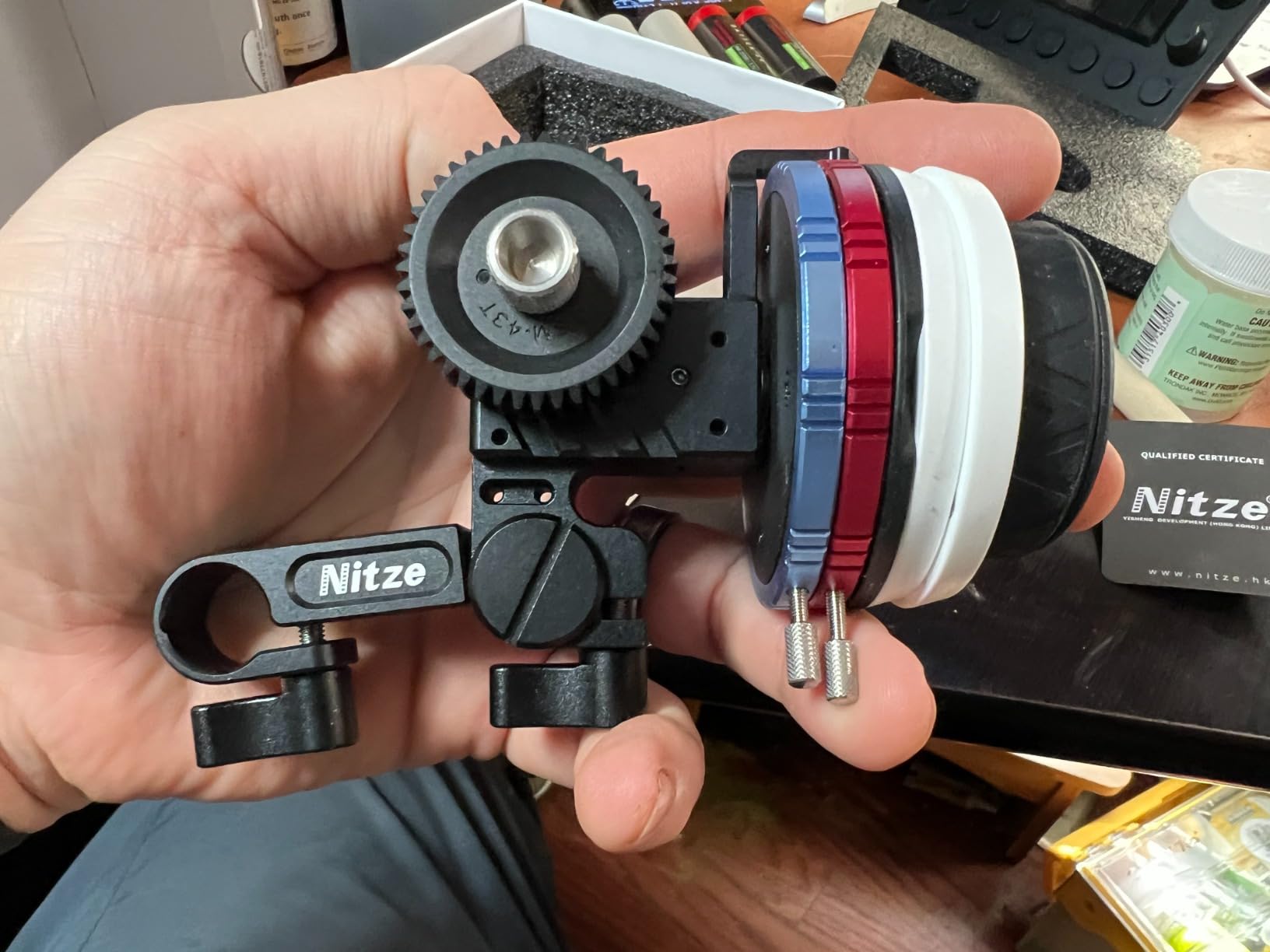 Nitze Mini Follow Focus, with 15mm Rod and Rod Clamp, Gear Ring Belt, 3 Reversible Drive Gears and 2 Marking Disks, Supports A/B Hard Stops and 360° Infinity Zoom - MF15C customer photo 1