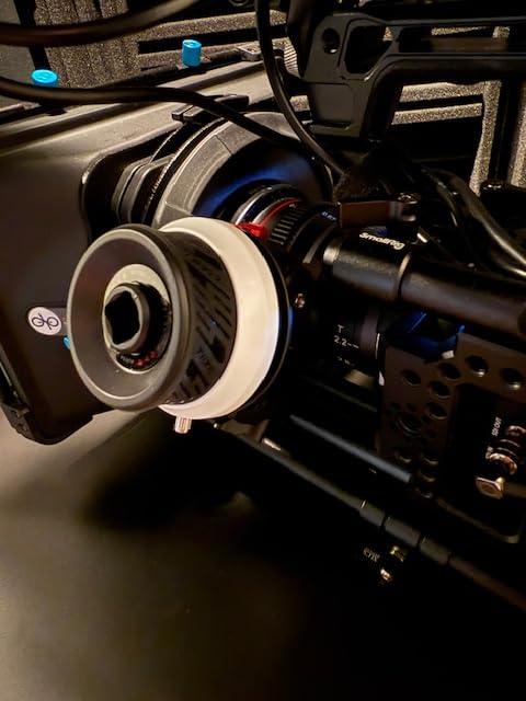 Tilta Pocket Follow Focus | Precise Focus Ring with A/B Stops | Fluid Damping System | 15mm Rod & Rod Holder | Works with Most Cameras & Lenses | Lightweight, Comfortable, and Compact Design (FF-T07) customer photo 1