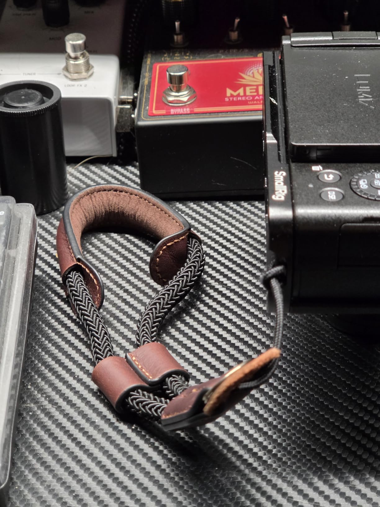 SMALLRIG Camera Wrist Strap, Vintage Leather Camera Hand Strap for DSLR SLR Mirrorless, Adjustable Safety - 3926 customer photo 2