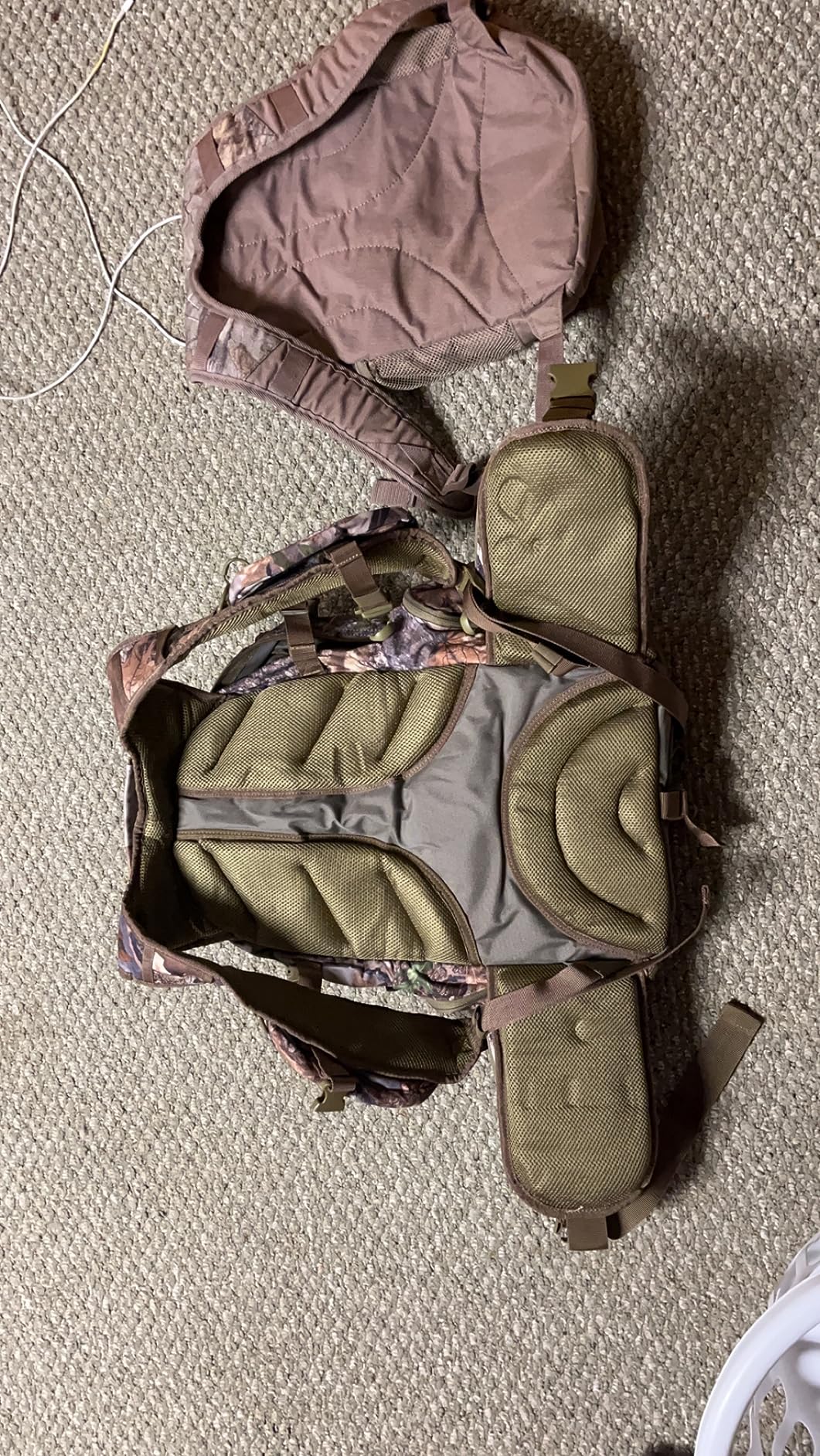 Large Hunting Backpack with padded weapon for Bow Rifle Hunting Gear 40L customer photo 2