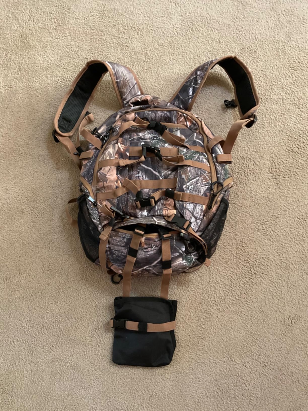 GoHimal Hunting Backpack, 35L Camo Daypack for Deer Bowhunting | Waterproof, 600D Fabric, Hunting Gear, Rain Cover, Large Capacity, Hunting Day Pack customer photo 1