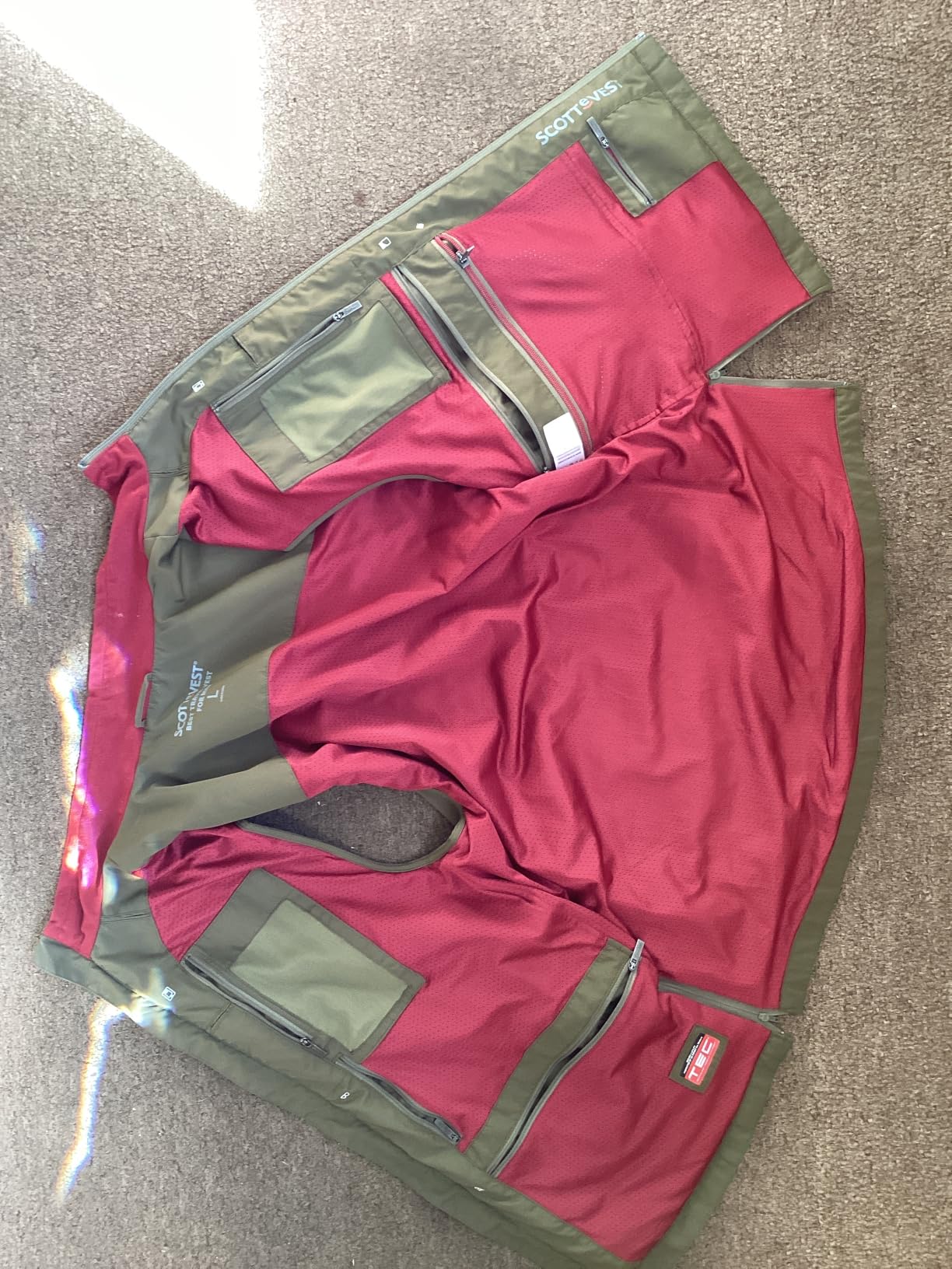 SCOTTeVEST Best Travel Vest for Men, 26 Pockets, RFID Blocking for Travel | Stain and Water-Repellent Fabric with a Lightweight Design, Balanced Weight Distribution, and Secure Storage customer photo 1