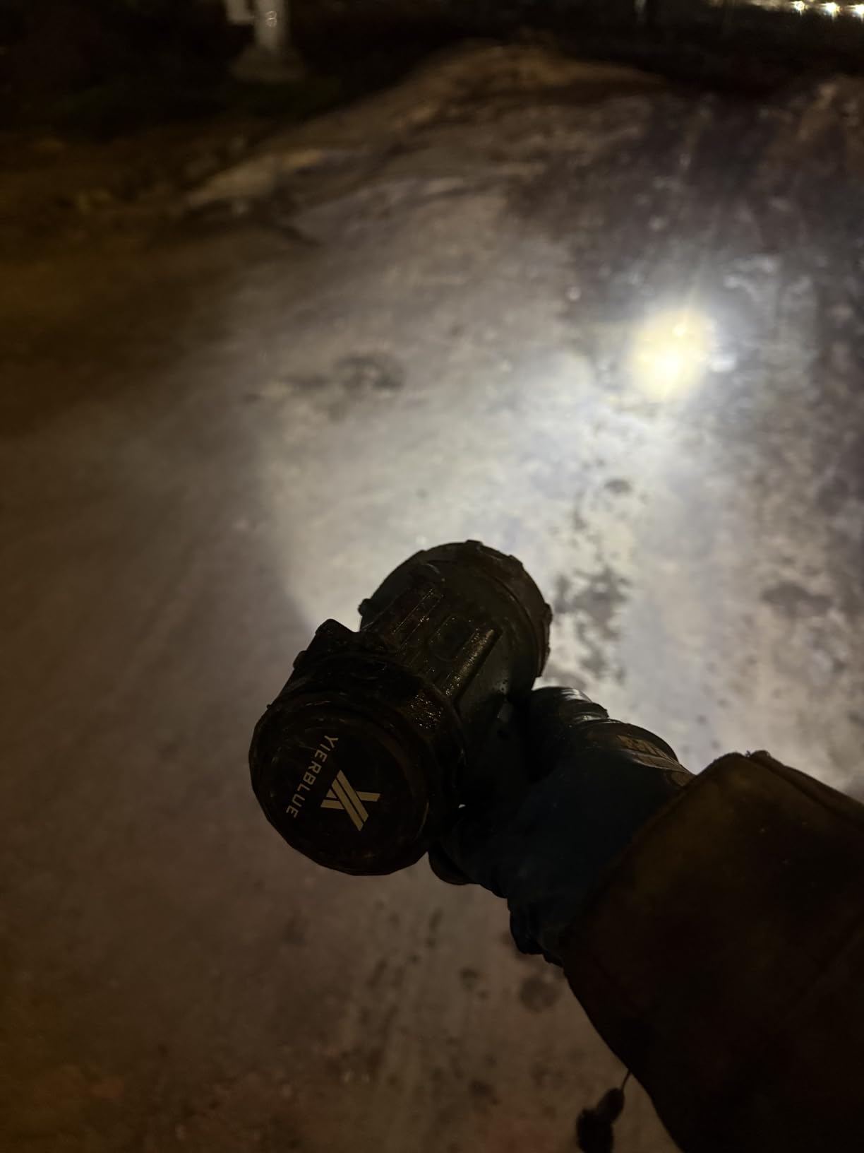 YIERBLUE Rechargeable Spotlight Flashlight IP67 Waterproof with 1,000,000 Lumen LED, 12 Hours Long Running Spot Light, Impact Resistant Handheld Spotlight with Foldable Stand Red Lens customer photo 1