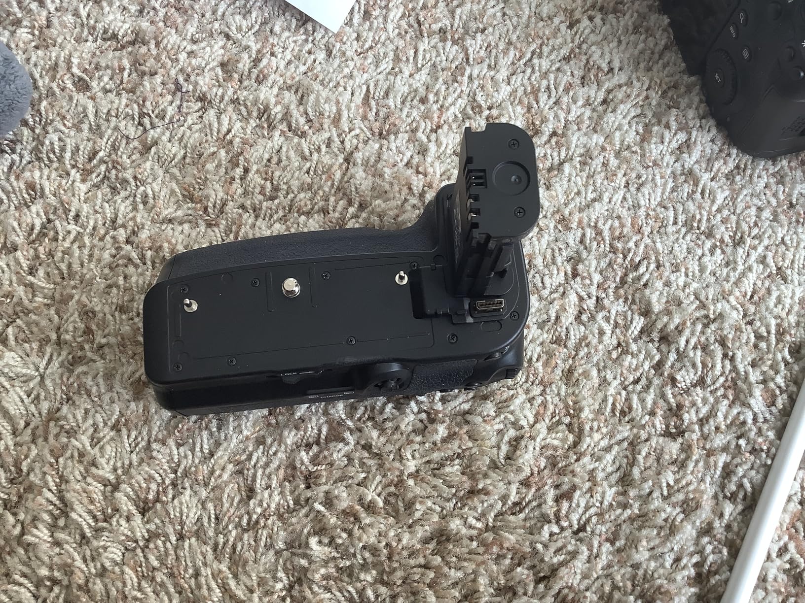 Canon Battery Grip BG-R20 customer photo 1