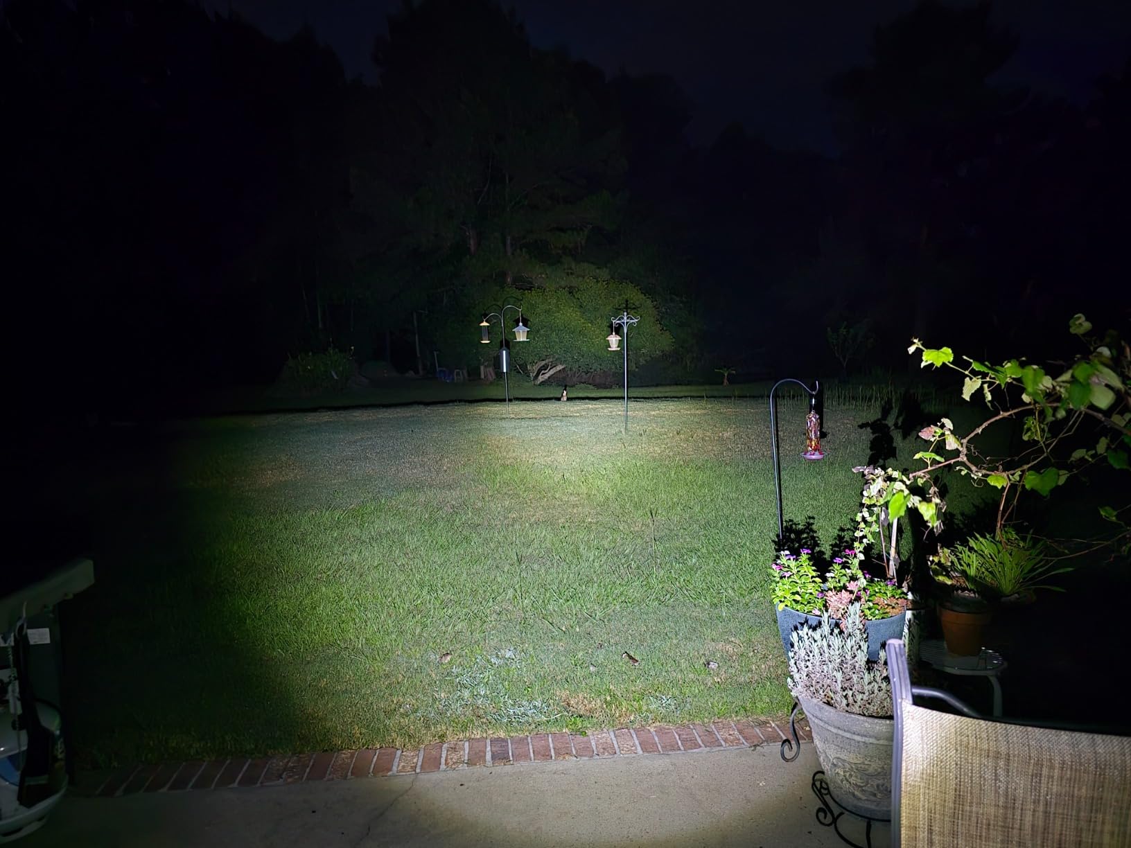 Coast FL85R 1000 Lumen Tri-Color (White/Red/Green) Focusing Rechargeable LED Headlamp, Built-in Rechargeable Battery customer photo 1
