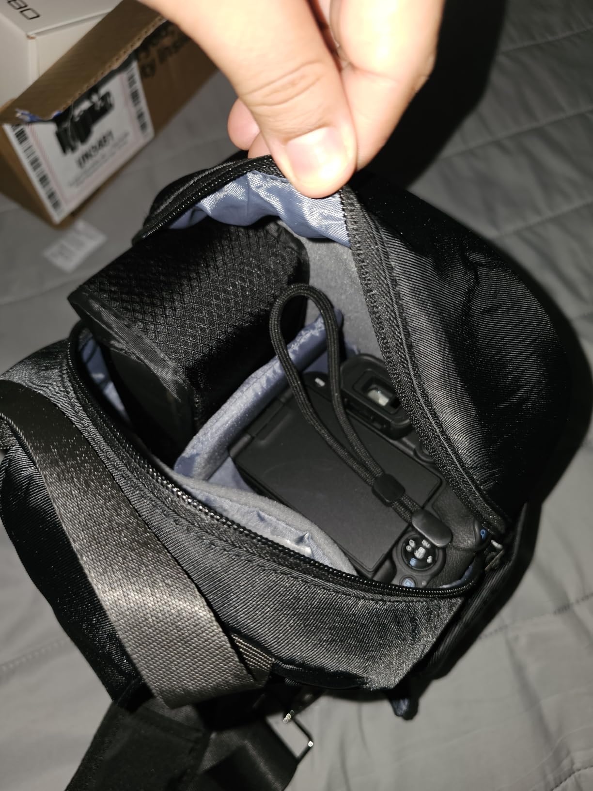 K&F CONCEPT Camera Sling Bag BS06 - Compact Photography Bag with Tripod Holder & Quick Access customer photo 1