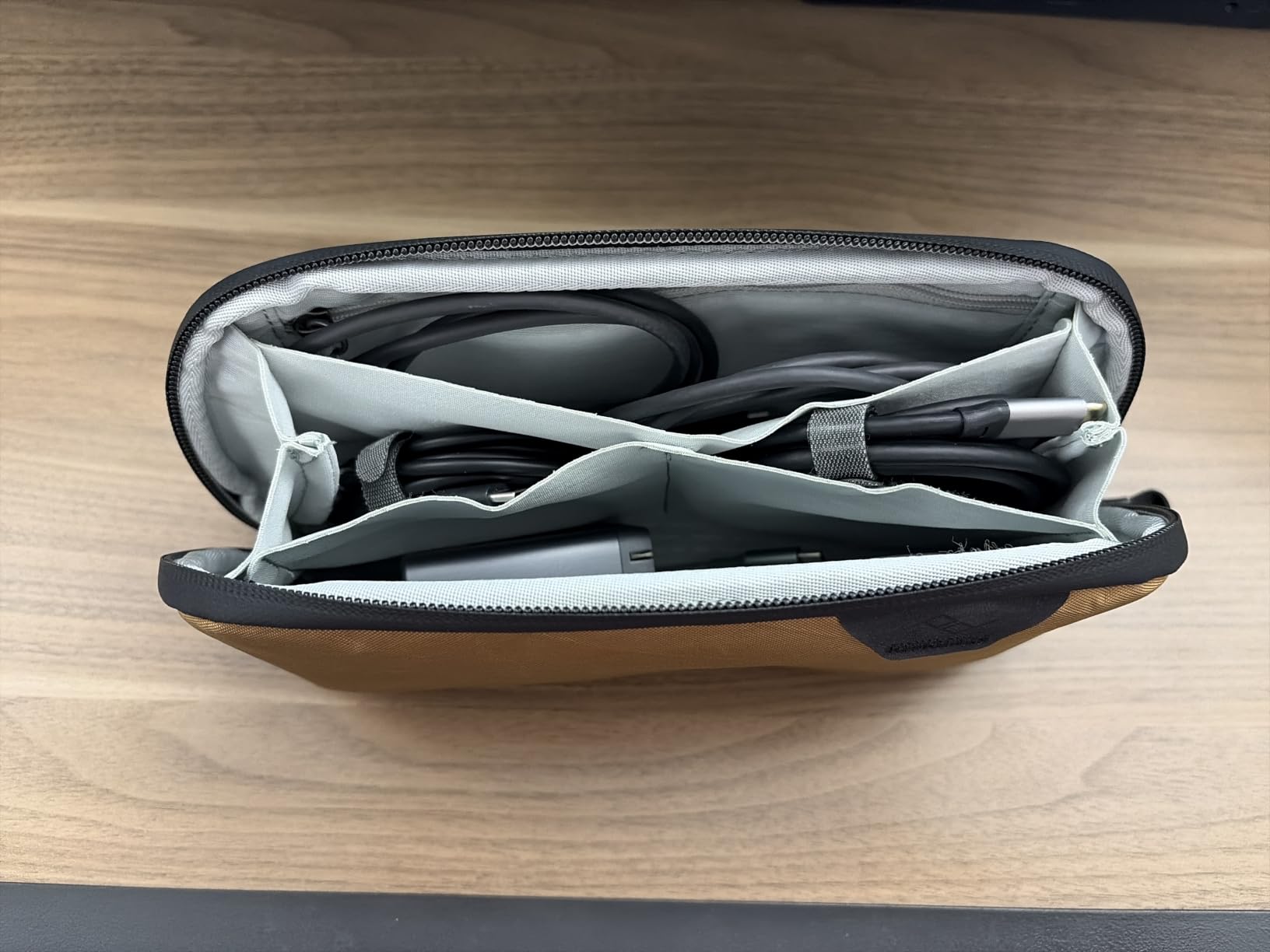 Peak Design Tech Pouch, Black - Electronics Organizer for Travel or Everyday Carry customer photo 2