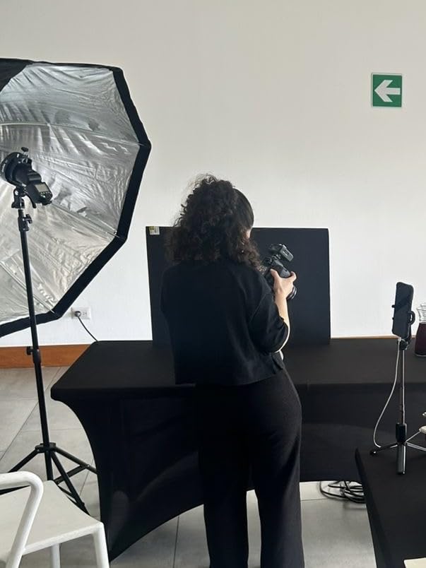 Godox V1 V1-C Camera Flash Speedlite for Canon | 76Ws 2.4G TTL 1/8000 HSS, 480 Full Power Flashes, 1.5s Recycle Time, LED Modeling Lamp (USA Version) customer photo 1