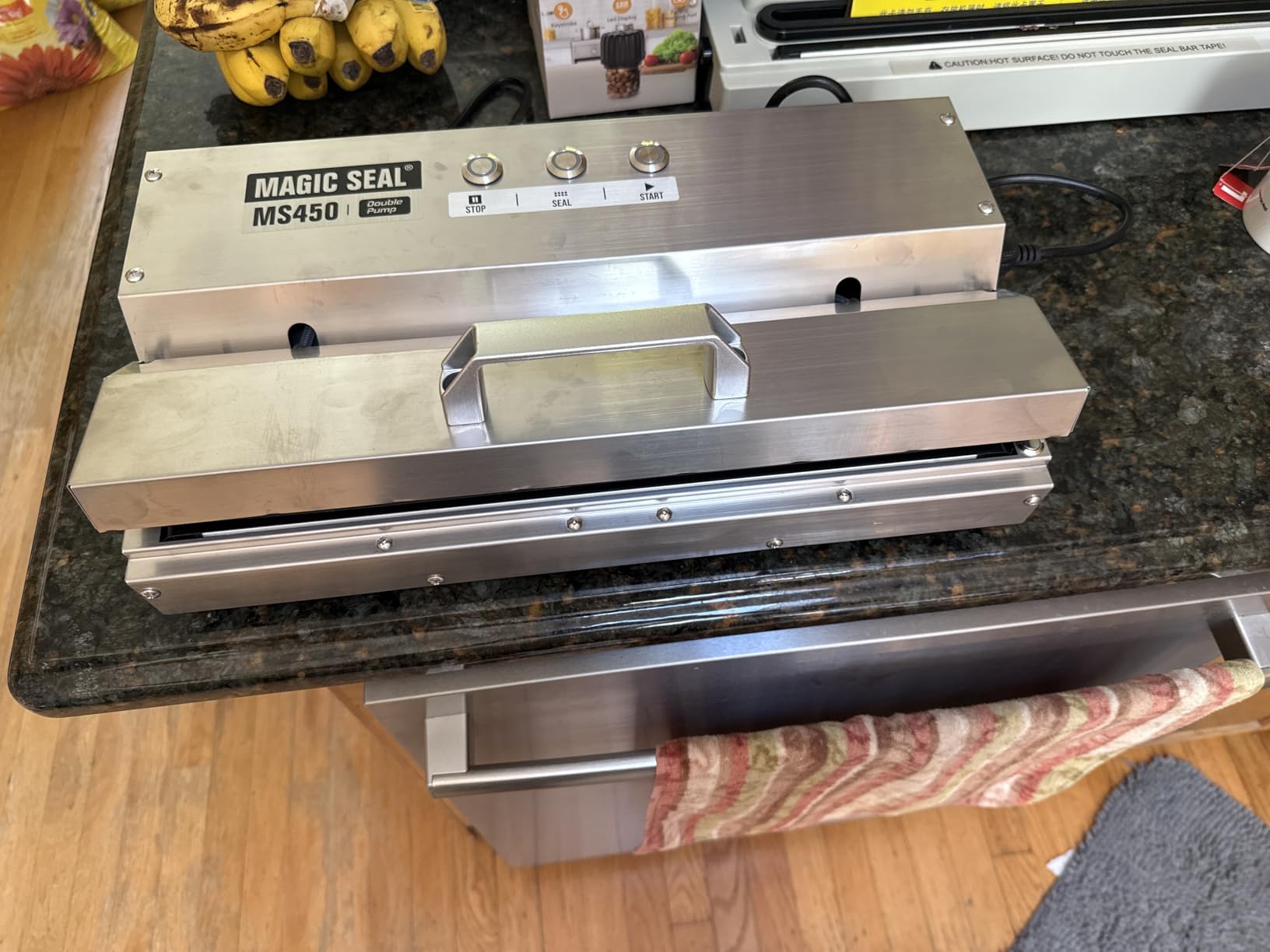 MAGIC SEAL 16'' Commercial Vacuum Sealer - All 304 Stainless Steel Constructed Automatic Vacuum Packaging Machine for Food Storage, 95kPa 400W, Easy-lock Handle, 450 Continuous Seals -MS450 customer photo 1