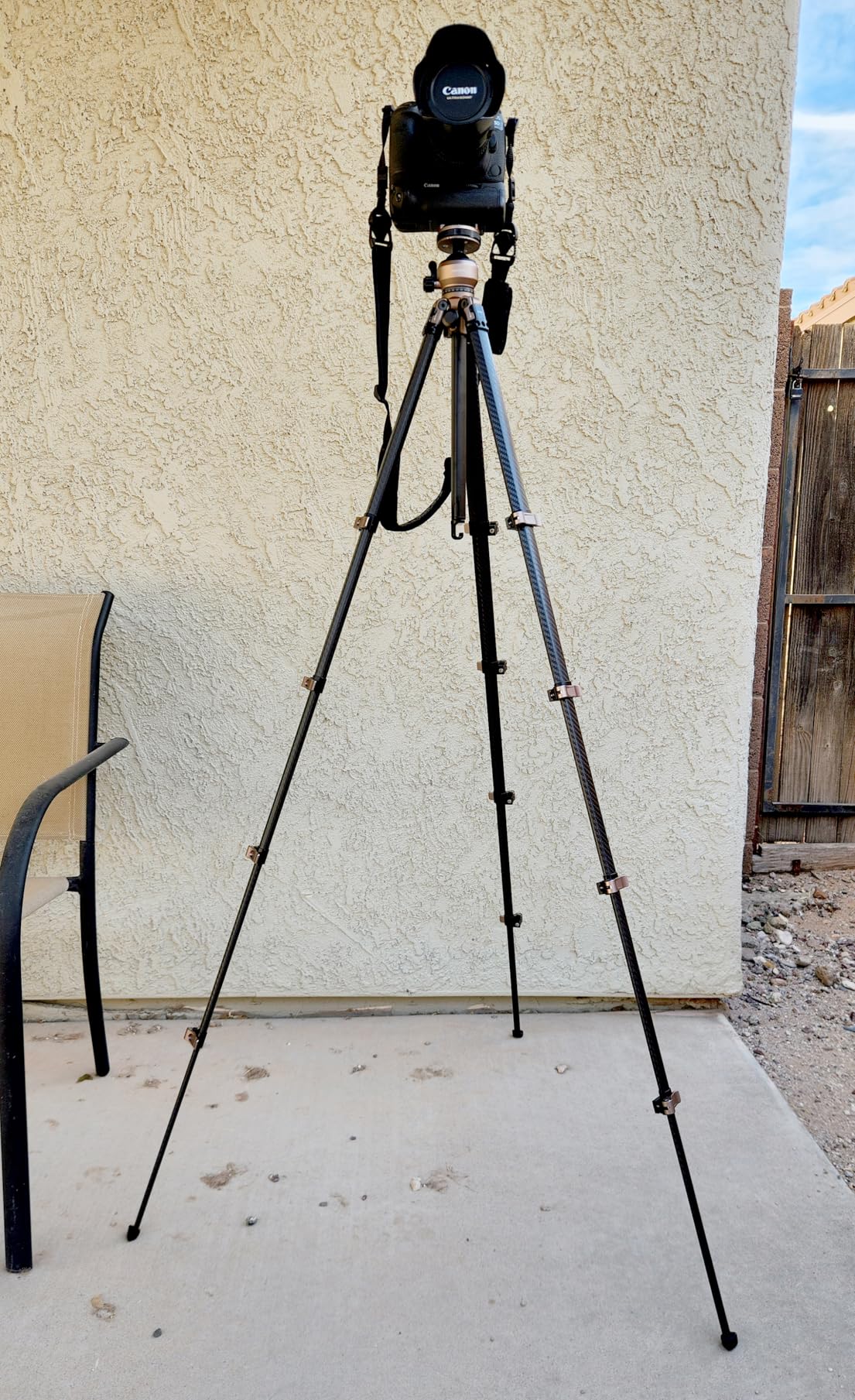 NEEWER LITETRIP Carbon Fiber Travel Tripod with Pan Tilt Low Profile Ball Head, 62.4