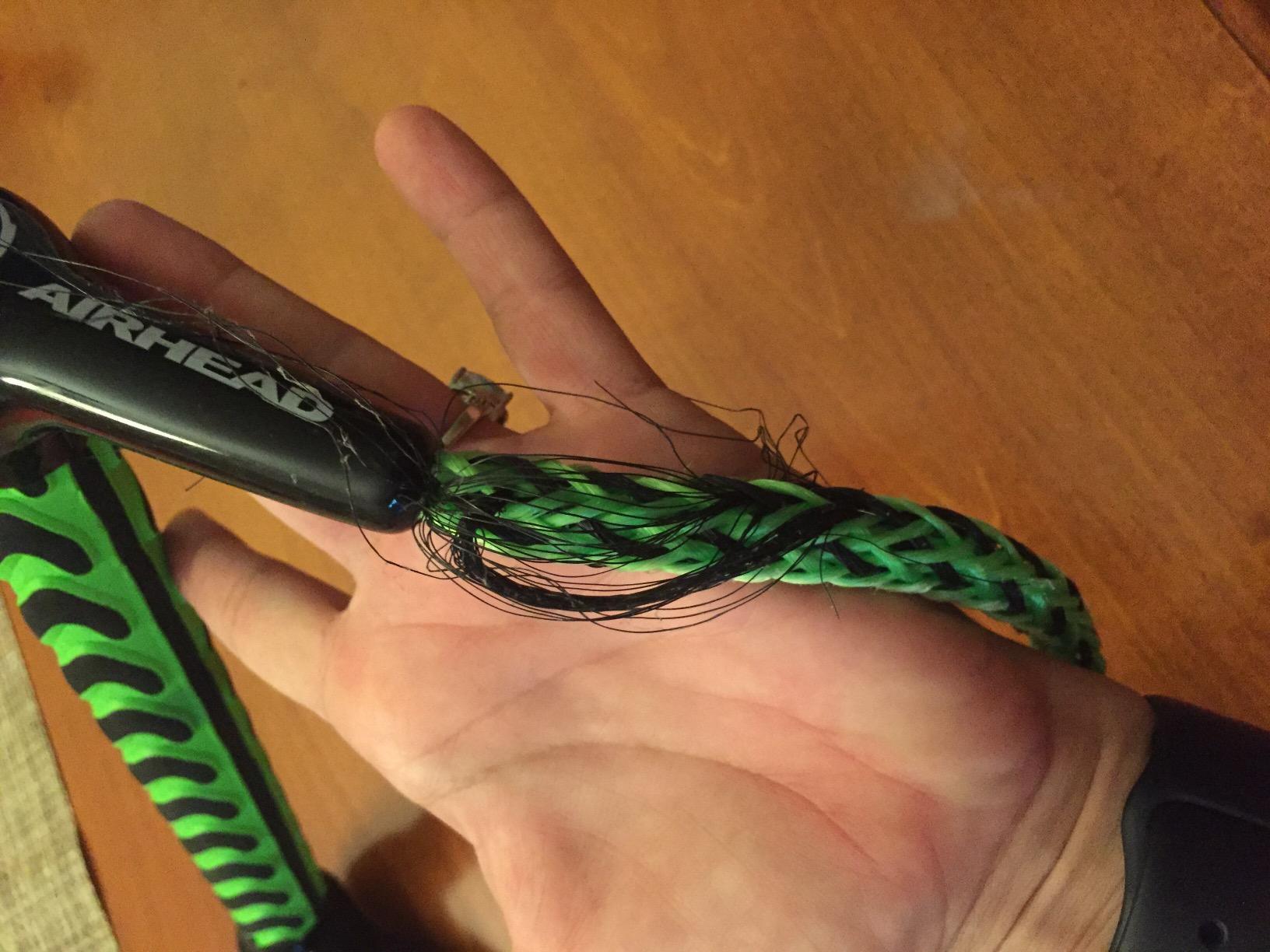 Airhead Water Ski Rope with EVA Handle, 1 Section for Tubing, Water Skis and Wakesurf Boards,Green and Black customer photo 1