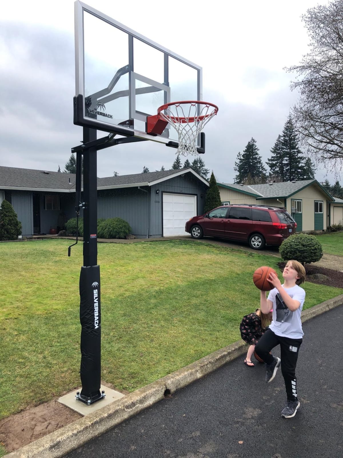 Silverback Height Adjustable In-Ground Basketball Hoop with Tempered Glass Backboard, Pro-Style Breakaway Rim & Backboard Pad customer photo 2
