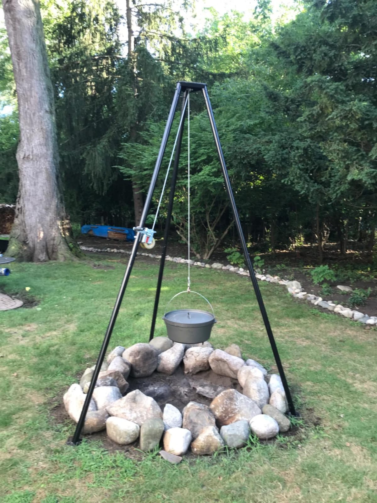 Guide Gear Tripod Portable Game Hanger Deer Hoist Lift System for Hunting, Hide Skinning, Field Dressing customer photo 2