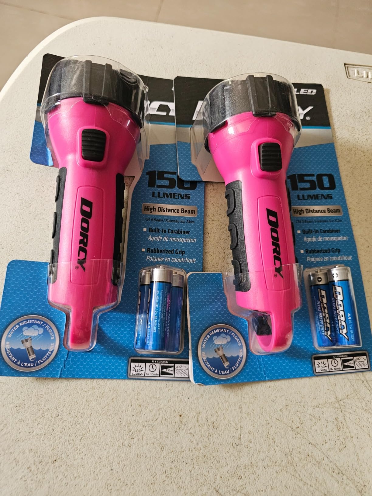 Dorcy 150 Lumen Floating Water Resistant LED Flashlight with Carabineer Clip, Neon Green (41-2513) customer photo 2