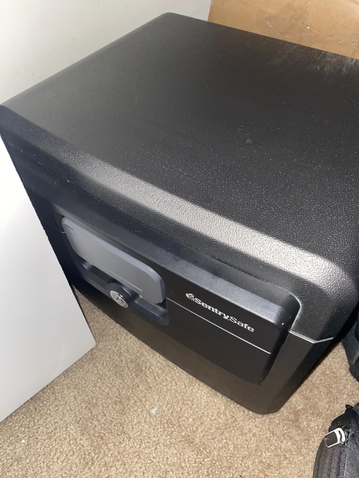SentrySafe Black Fireproof and Waterproof Safe, File Folder and Document Box with Key Lock, 14.3 x 15.5 x 13.5 inches, HD4100 customer photo 2