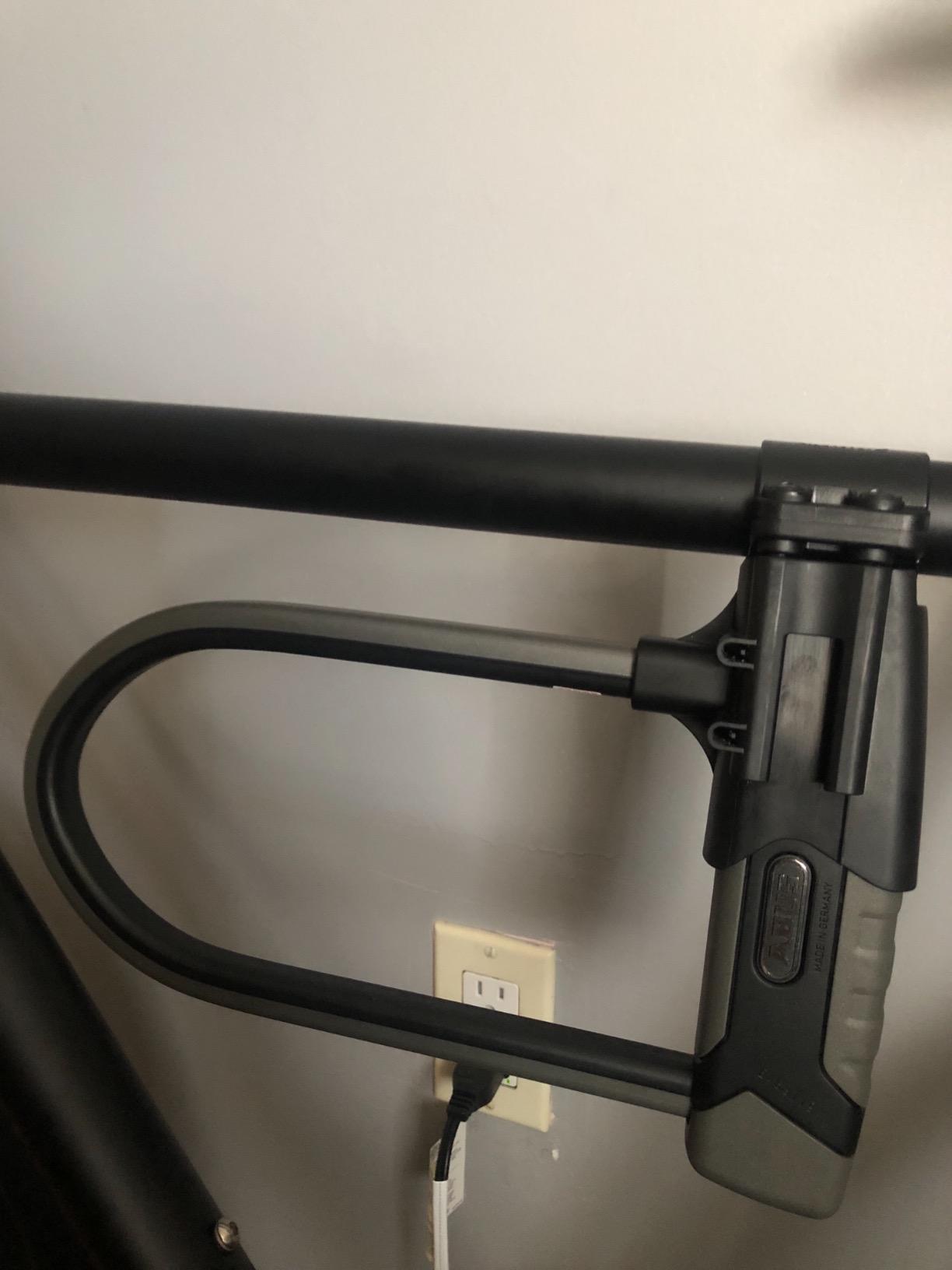 Abus Granit X-Plus 540 U Lock customer photo 2