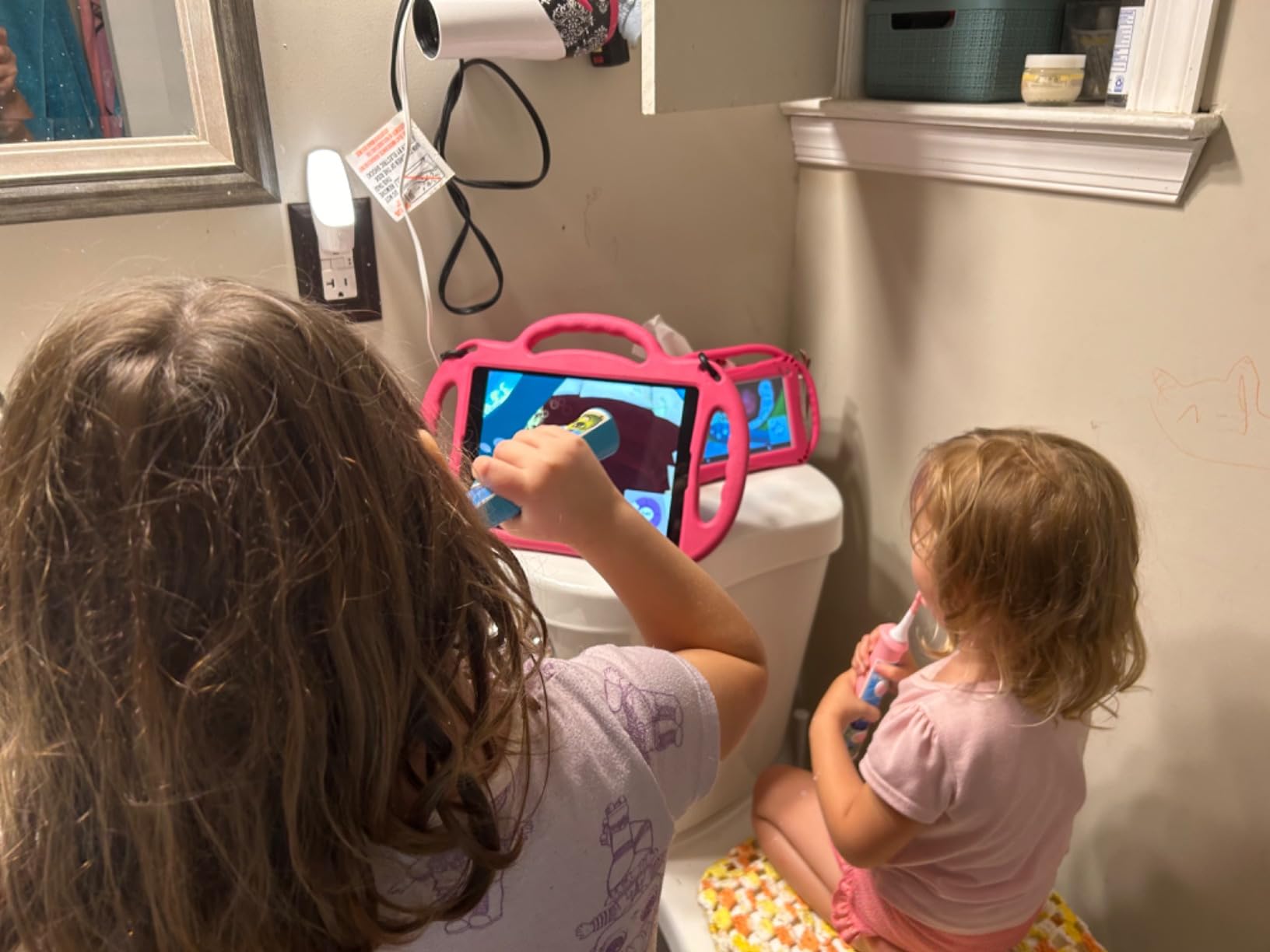 Philips Sonicare for Kids 3+ Bluetooth Connected Rechargeable Electric Power Toothbrush, Interactive for Better Brushing, Turquoise, HX6321/02 customer photo 2