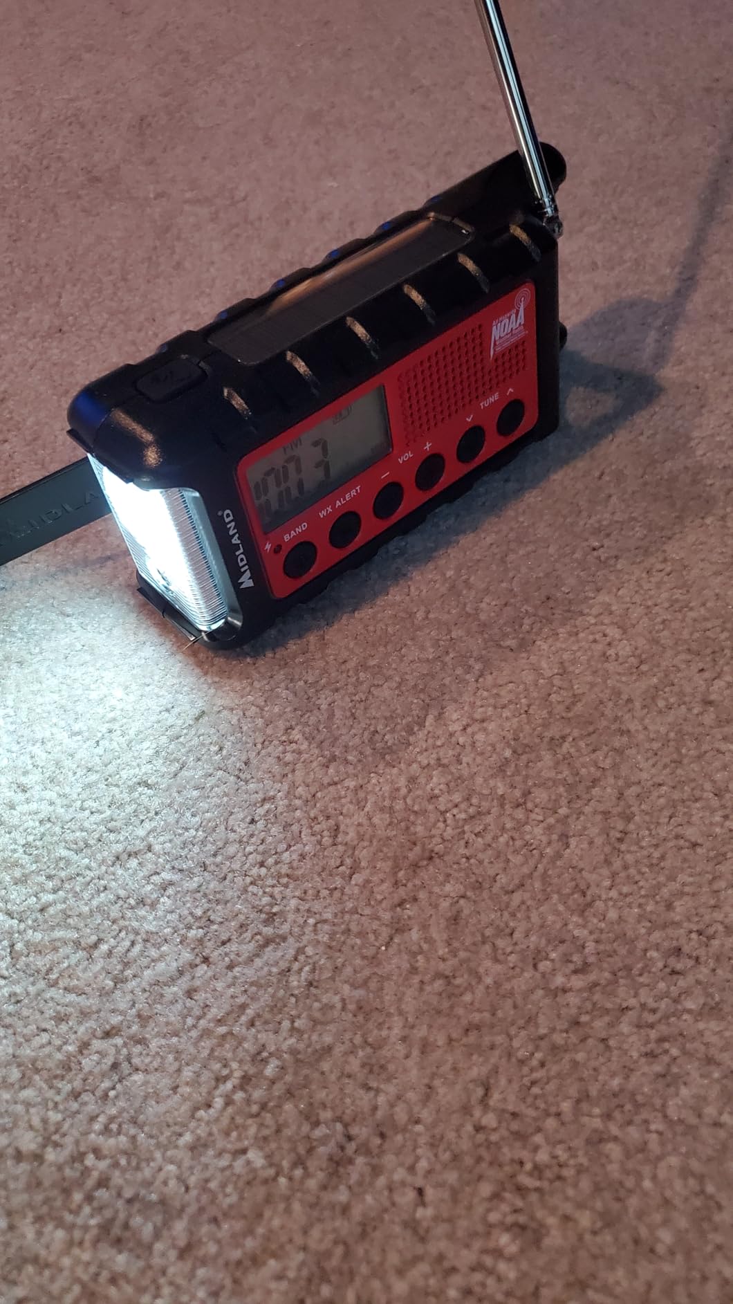 Midland - ER310, Emergency Crank Weather AM/FM Radio - Red/Black | Multiple Power Sources, SOS Emergency Flashlight, Ultrasonic Dog Whistle, & NOAA Weather Scan + Alert customer photo 2