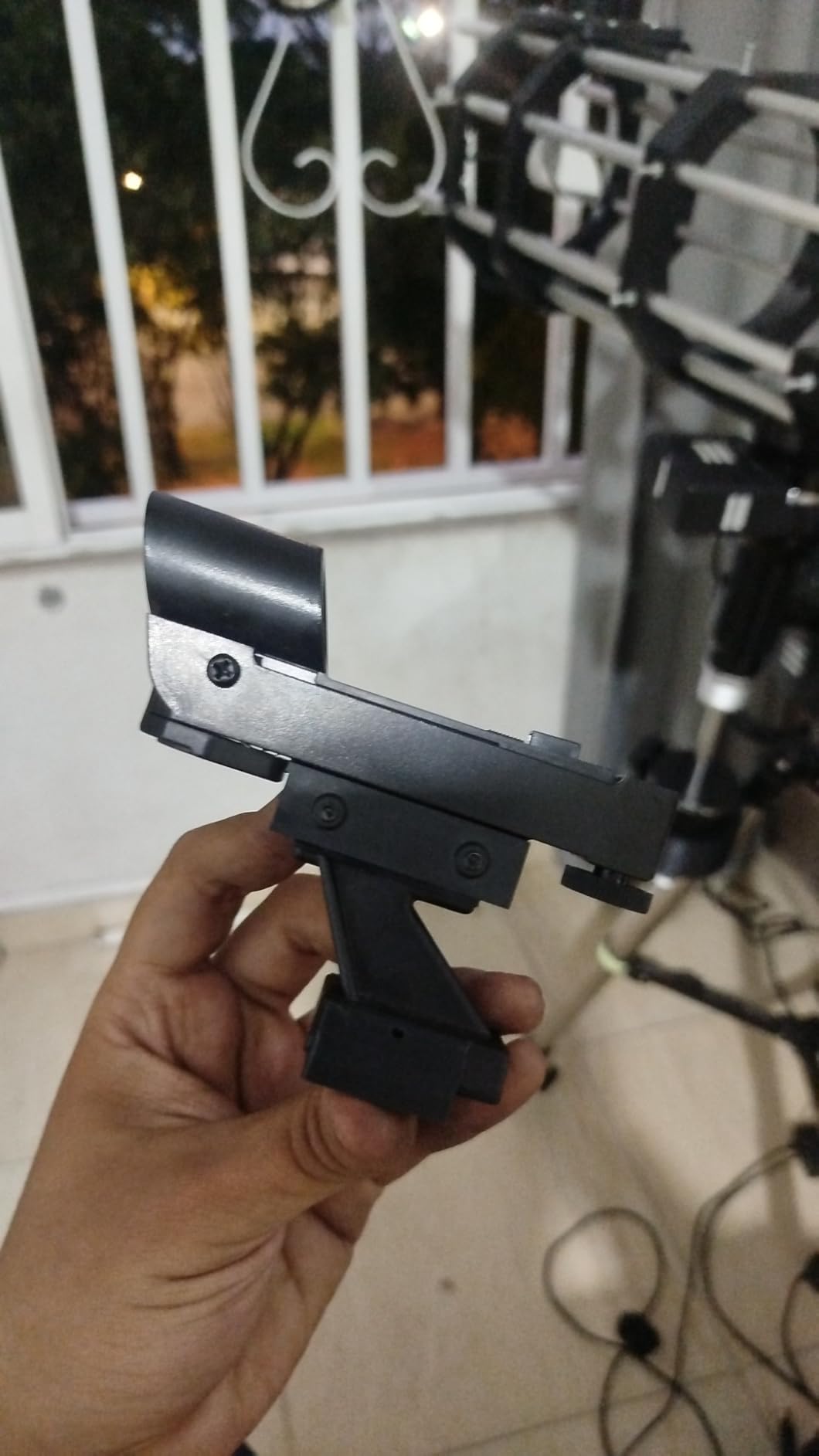 Astromania Red Dot Finder, StarPointer Telescope Finder Scope with Bracket | Reflex Viewfinder Finderscope Telescope Accessory, Slide-in Bracket for Dovetail Base customer photo 1