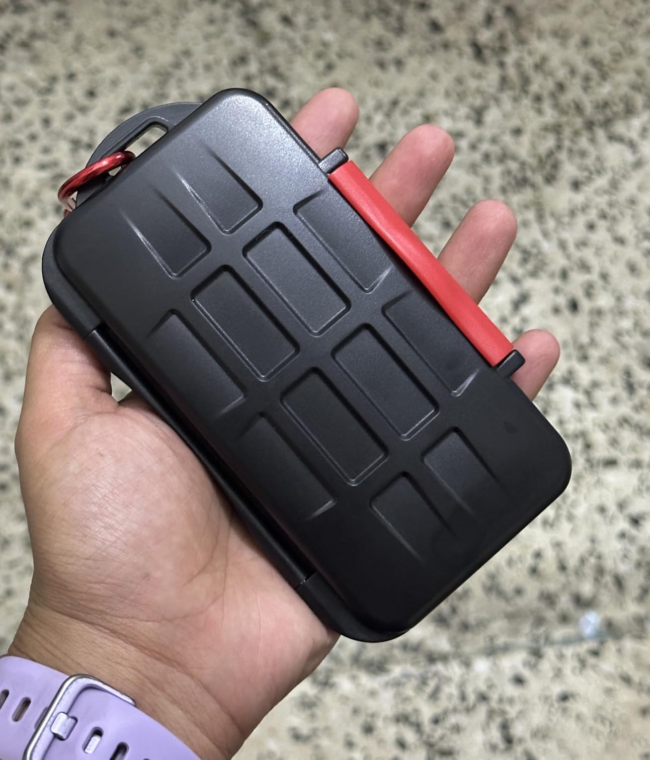 Kiorafoto 24 Slots Memory Card Case for SD Micro SD TF,IPX5 Water-Resistant customer photo 1