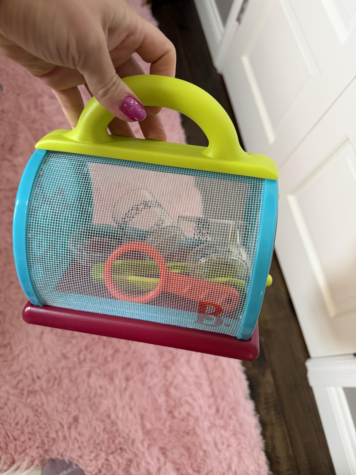 B. toys Bug Bungalow Bug Catching Kit with Mesh Bug House Case, Summer | 4-piece insect catching kit with mesh case, magnifying container, tweezers, magnifier, carry handle for nature play, 3+ Years customer photo 2