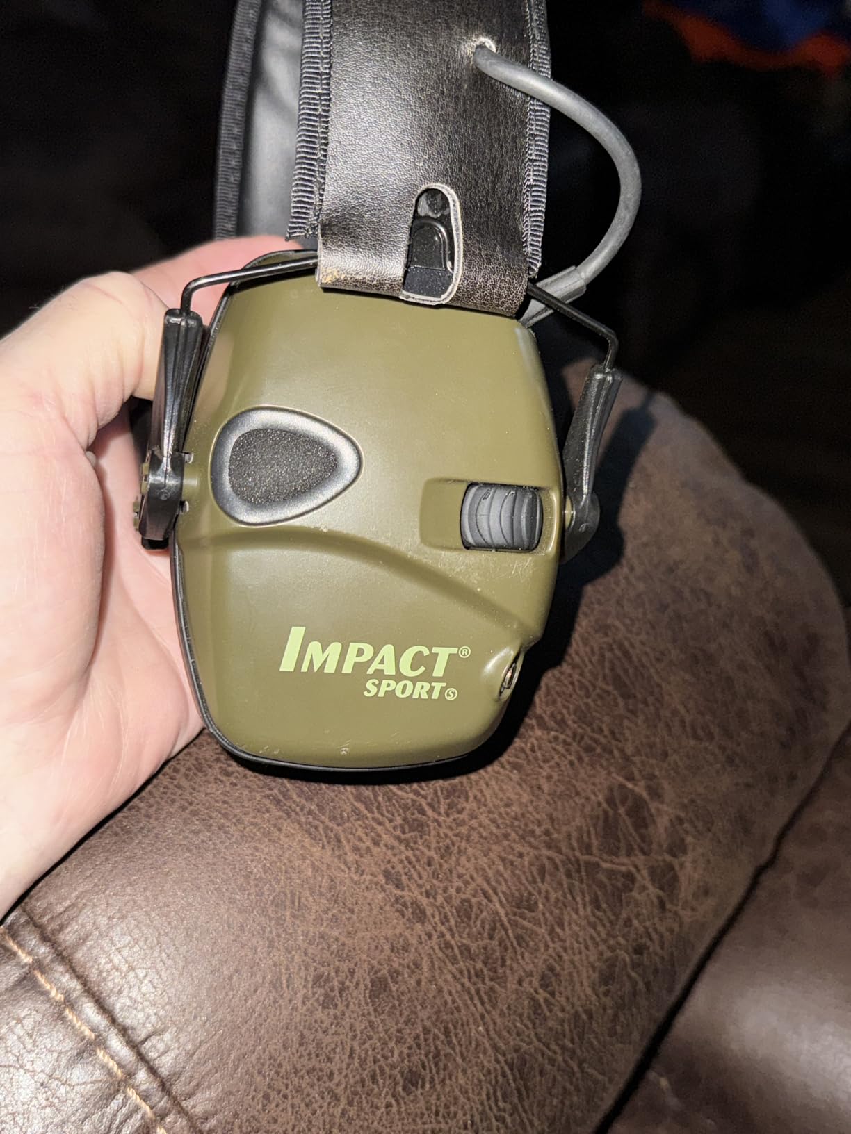 Howard Leight R02532 Impact Sport 22dB Gray Black Headband Small Ear Protection customer photo 1