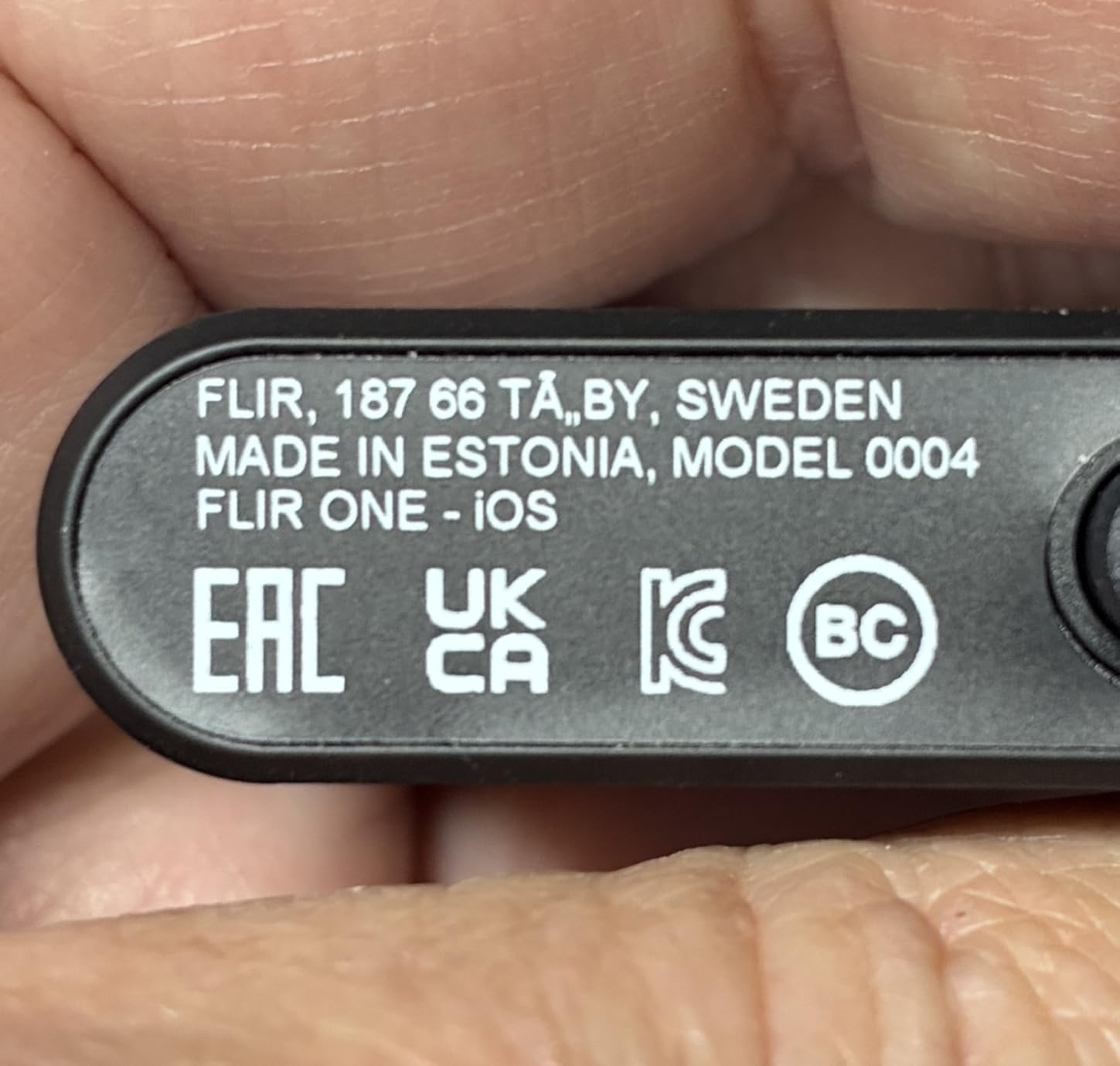 Flir One - Thermal Imaging Camera for iOS Smartphones (iPhone 14 and Older w/Lightning Port), 240x180 Super Resolution (80x60 Native IR) customer photo 2