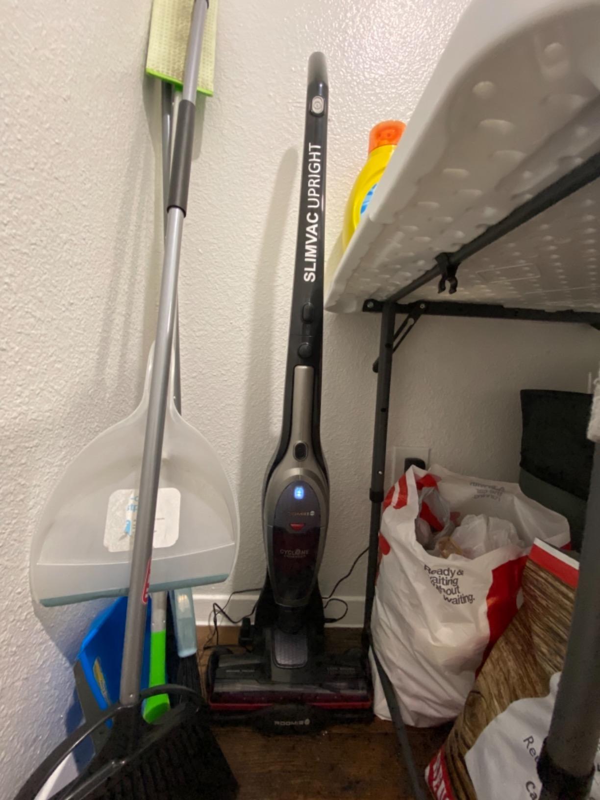 Roomie Tec SlimVac Upright Cordless Vacuum Cleaner, Stick Vac, 2200mAh Batt customer photo 2