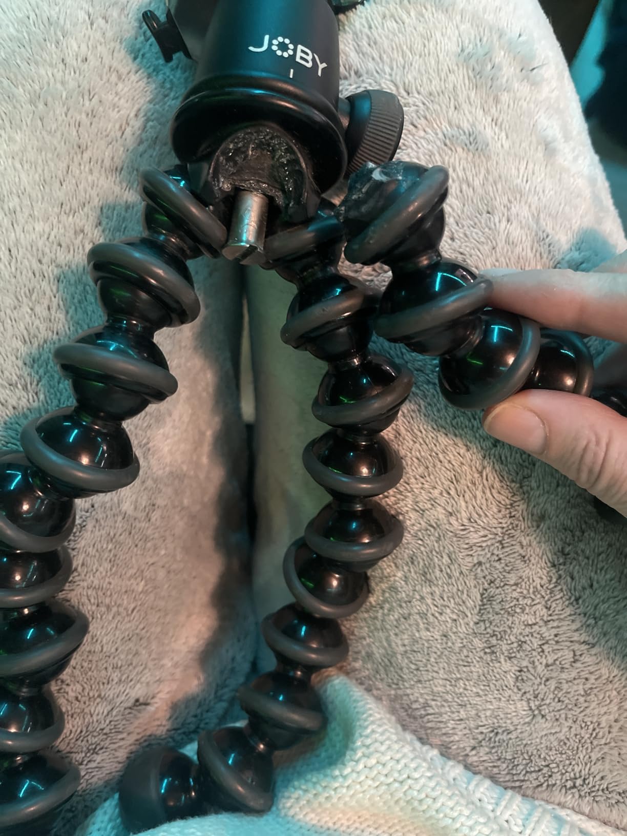Joby GorillaPod Compact Tripod Kit with Ballhead for Mirrorless Cameras up to 2.2 lbs. Black/Charcoal. customer photo 1
