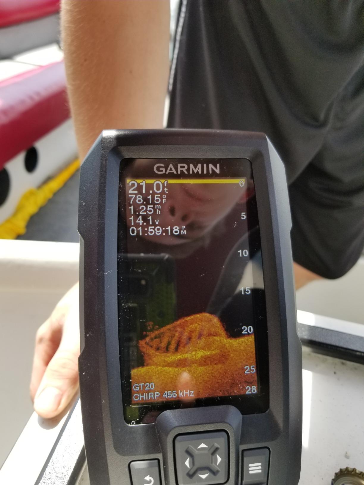 Garmin Striker 4cv with Transducer, 4