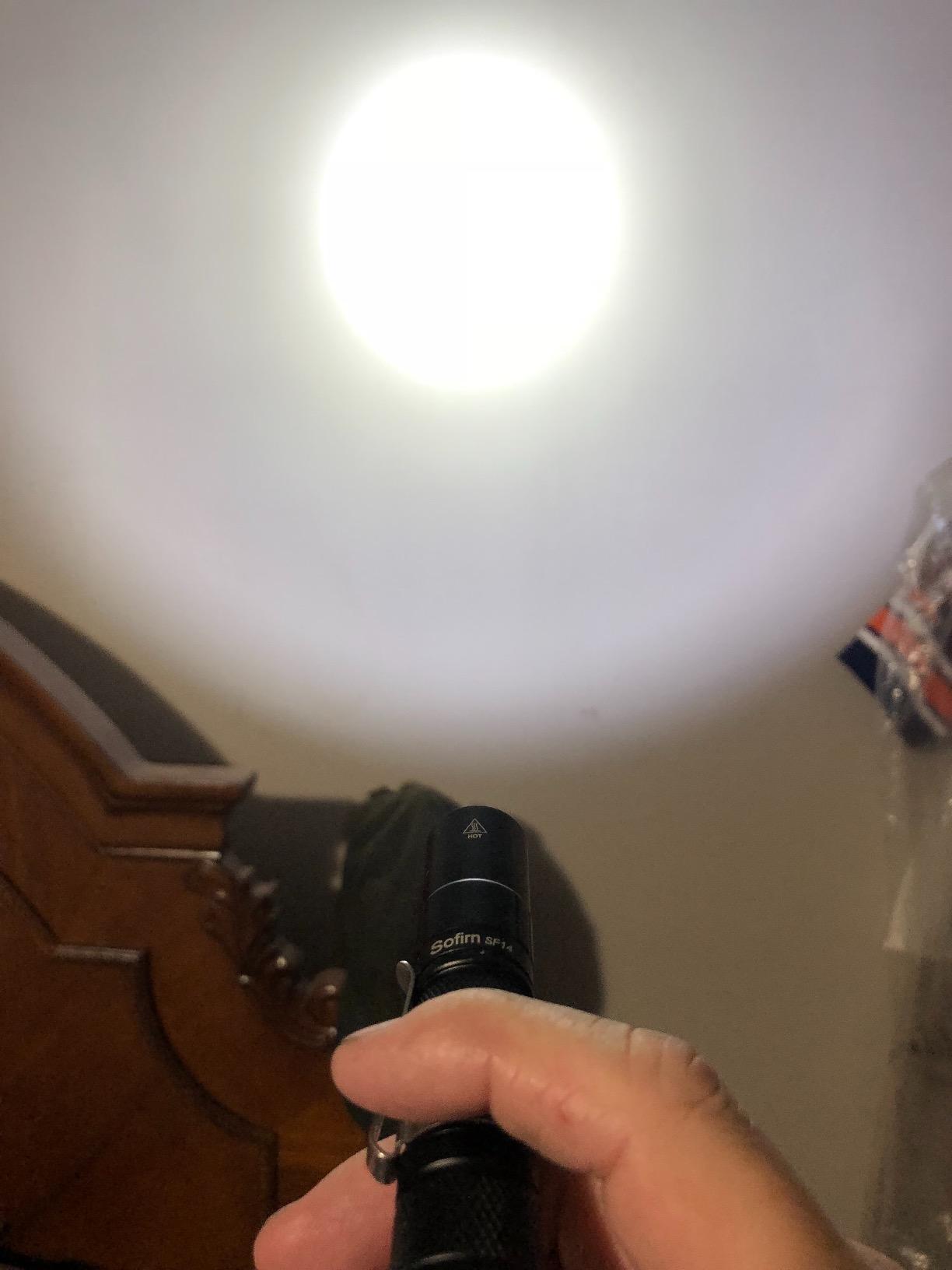 LUMINTOP Tool AA 3.0 EDC Flashlight, Pocket-Sized Keychain Light, Super Bright 900 Lumens, 5 Modes with Mode Memory, IP68 Waterproof LED Torch for Camping Hiking Emergency customer photo 1