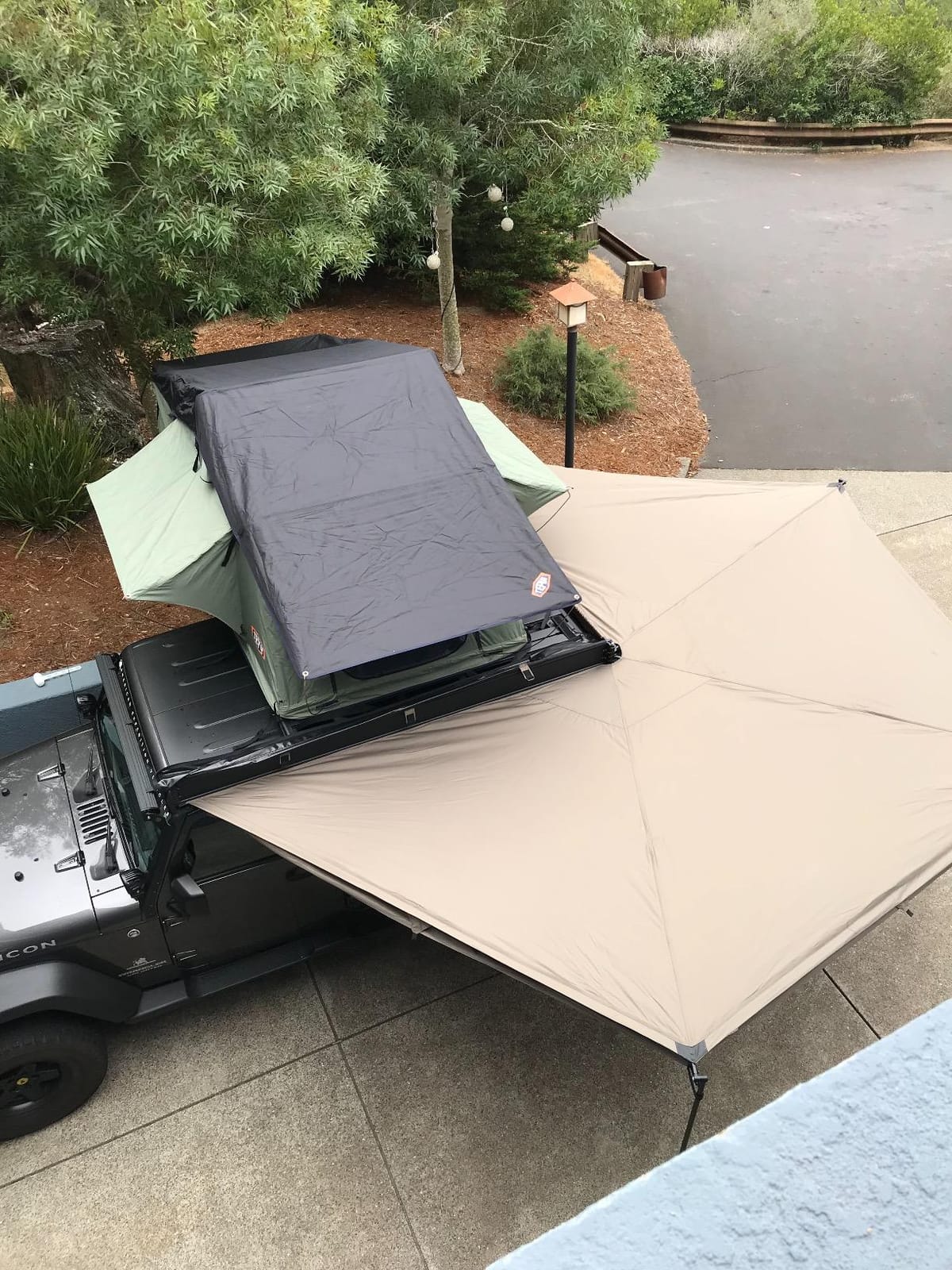 Rhino Rack Batwing Awning customer photo 1