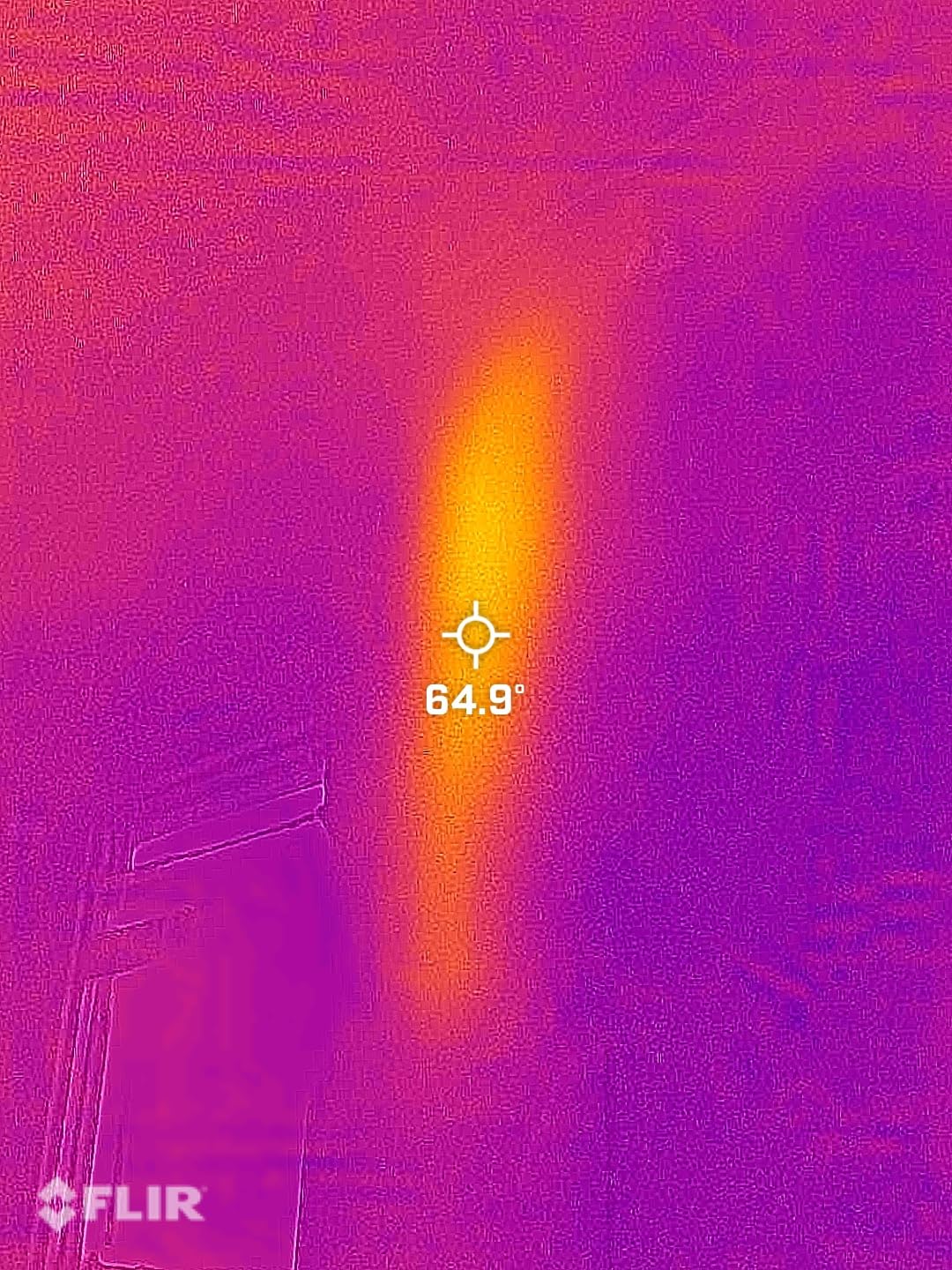 FLIR ONE Pro LT - High resolution Thermal Imaging Camera for iOS Smartphones (iPhone w/Lightning Port Only) customer photo 1