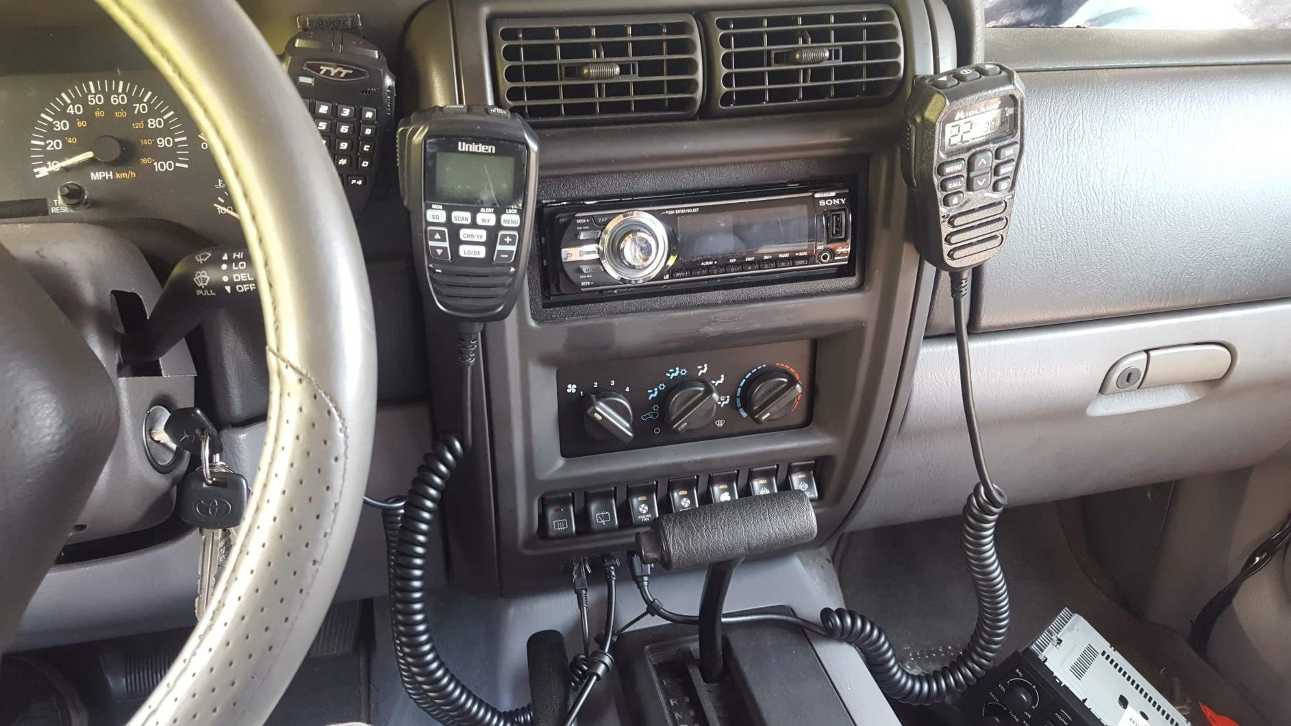 Midland MXT275 15W MicroMobile GMRS Two-Way Radio | Integrated Control Microphone, 15 Hi Power Channels, 8 Repeater Channels, NOAA Weather Scan and Alert and 142 Privacy Codes customer photo 2