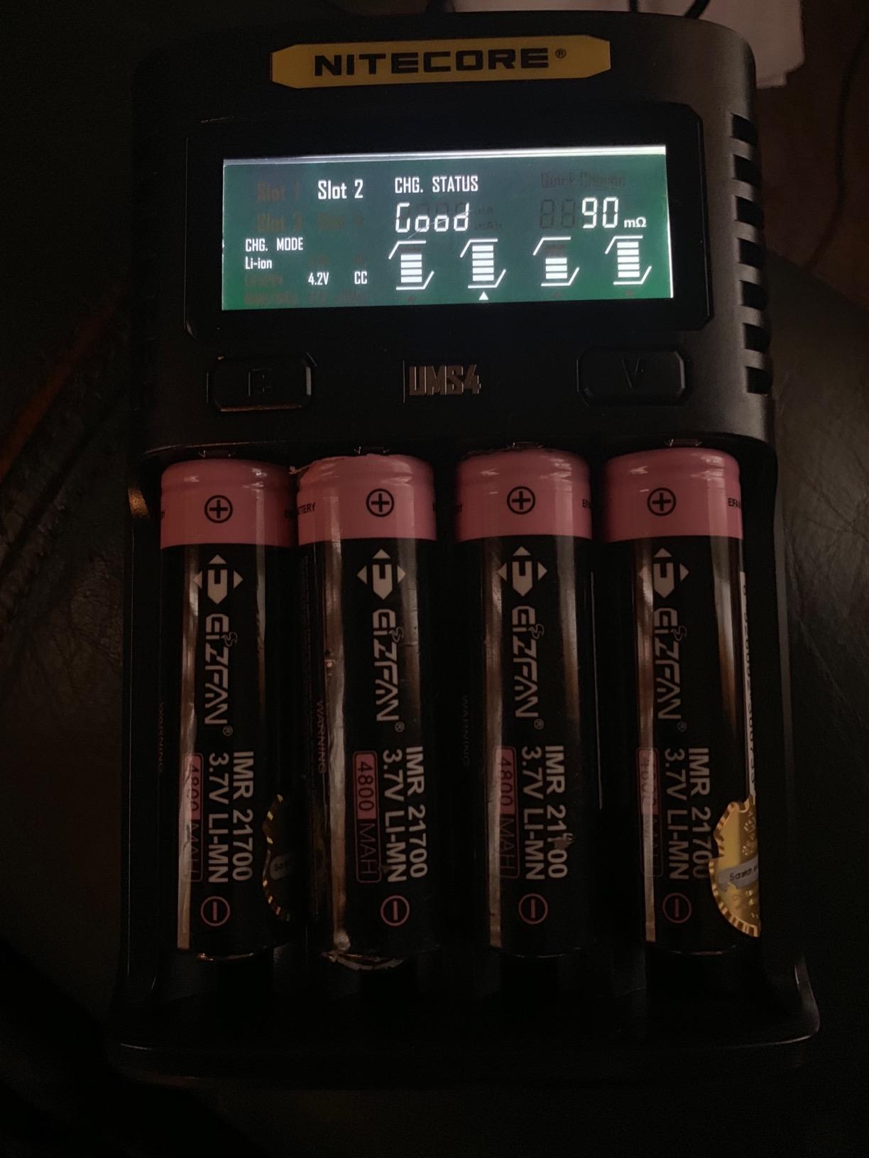 Nitecore UMS4 Intelligent USB-C Four Slot Quick Battery Charger for Li-Ion/Ni-MH/Ni-Cd/IMR 16340 14500 18650 21700 20700 AA AAA and More Batteries, with Organizer customer photo 1
