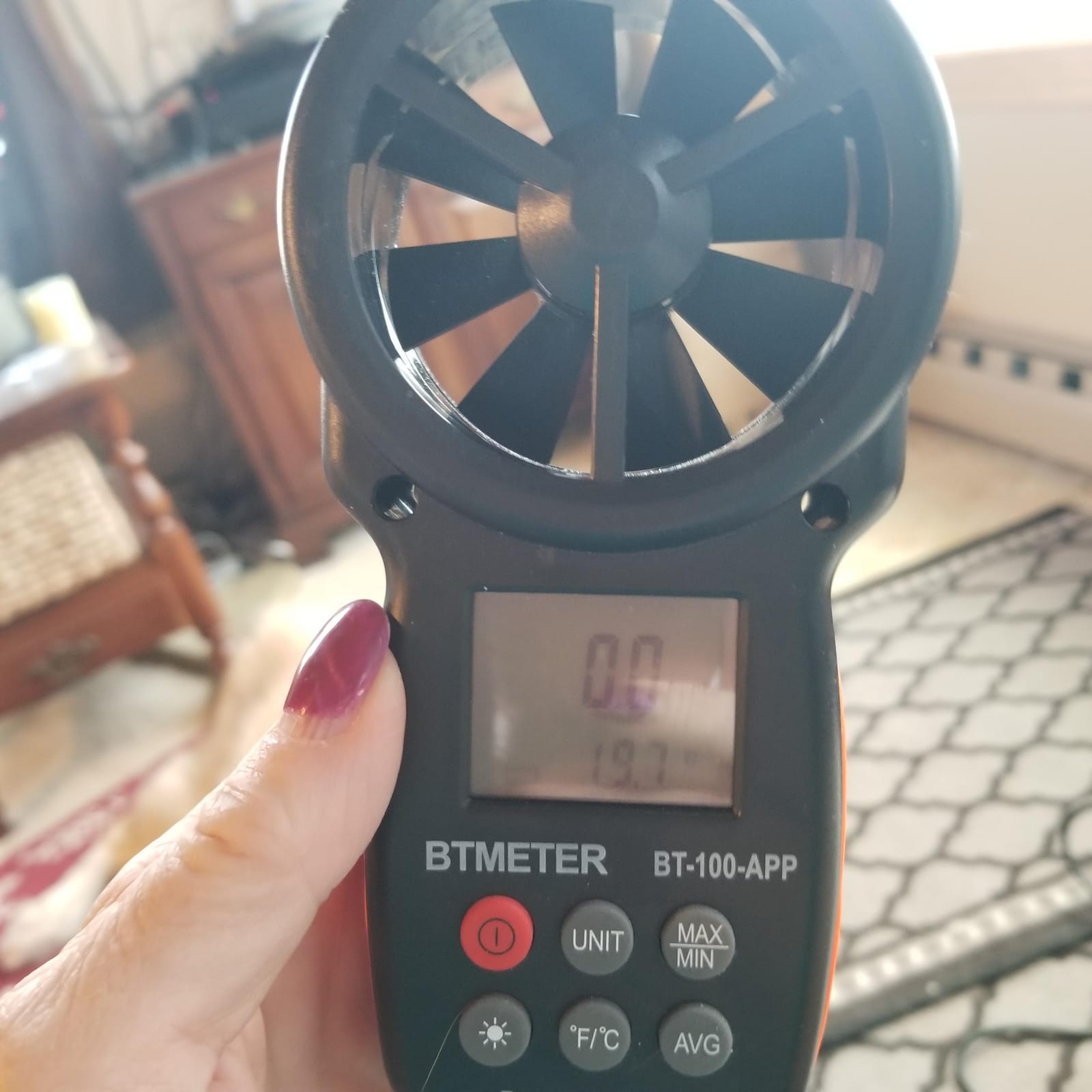 BTMETER BT-100APP Anemometer with Wireless Bluetooth, Digital Handheld Wind Speed Meter for Wind Chill, Air Velocity, Temperature, Vane Anemometer Gauge customer photo 2