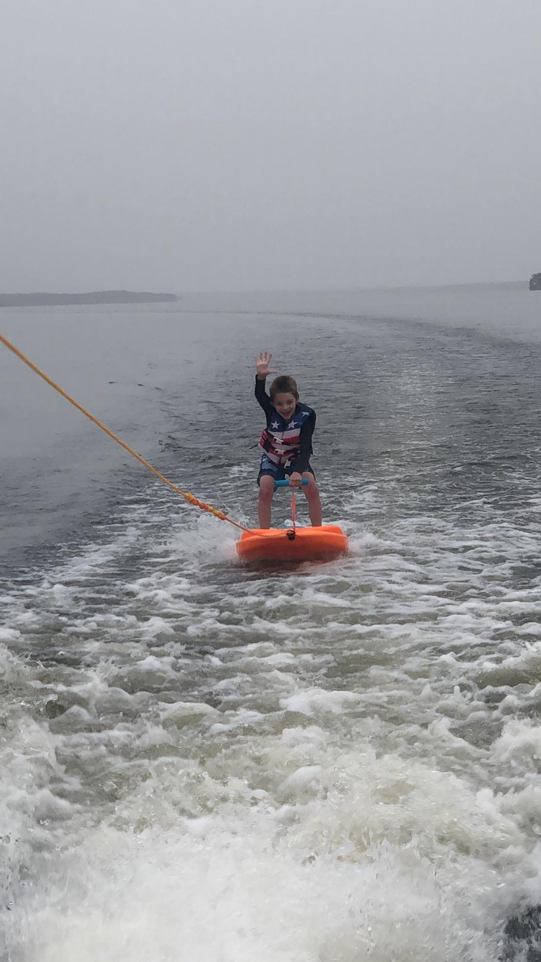 ZUP Coast Board All-in-One Kid's Wakeboard, Trainer Board, Kneeboard, and Water Skis with Rope Handle, Ideal for Water Sports and Boating, Perfect for Beginners and Young Riders customer photo 1
