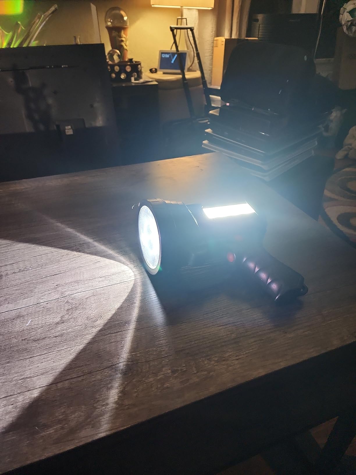 BIGSUN Q953 Rechargeable Spotlight,100000 High Lumen LED Flashlightv with COB Flood Light, Super Power 10,000 mAh Battery, 20H Run for Working, Hunting,Type-C Input, Red Lens and Tripod Included customer photo 1