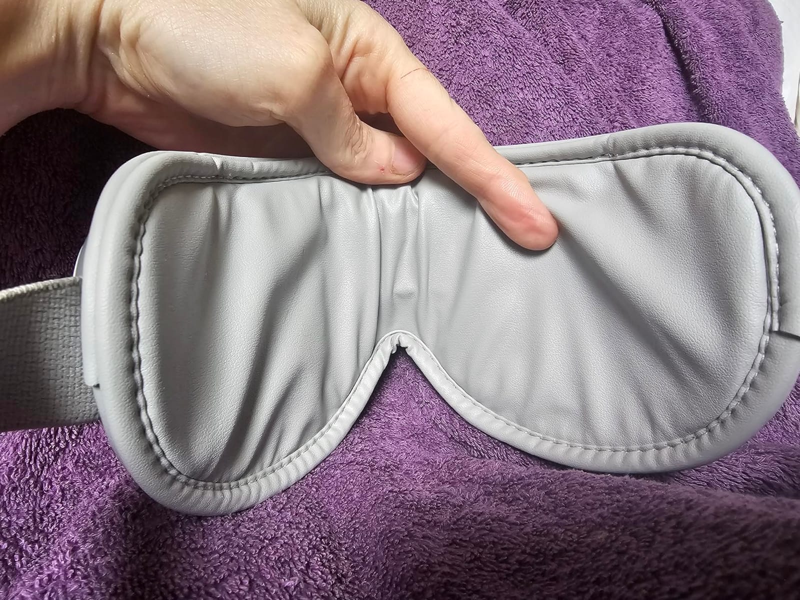 RENPHO Eyeris 1 Eye Massager with Heat, Heated Massage Eye Mask customer photo 1