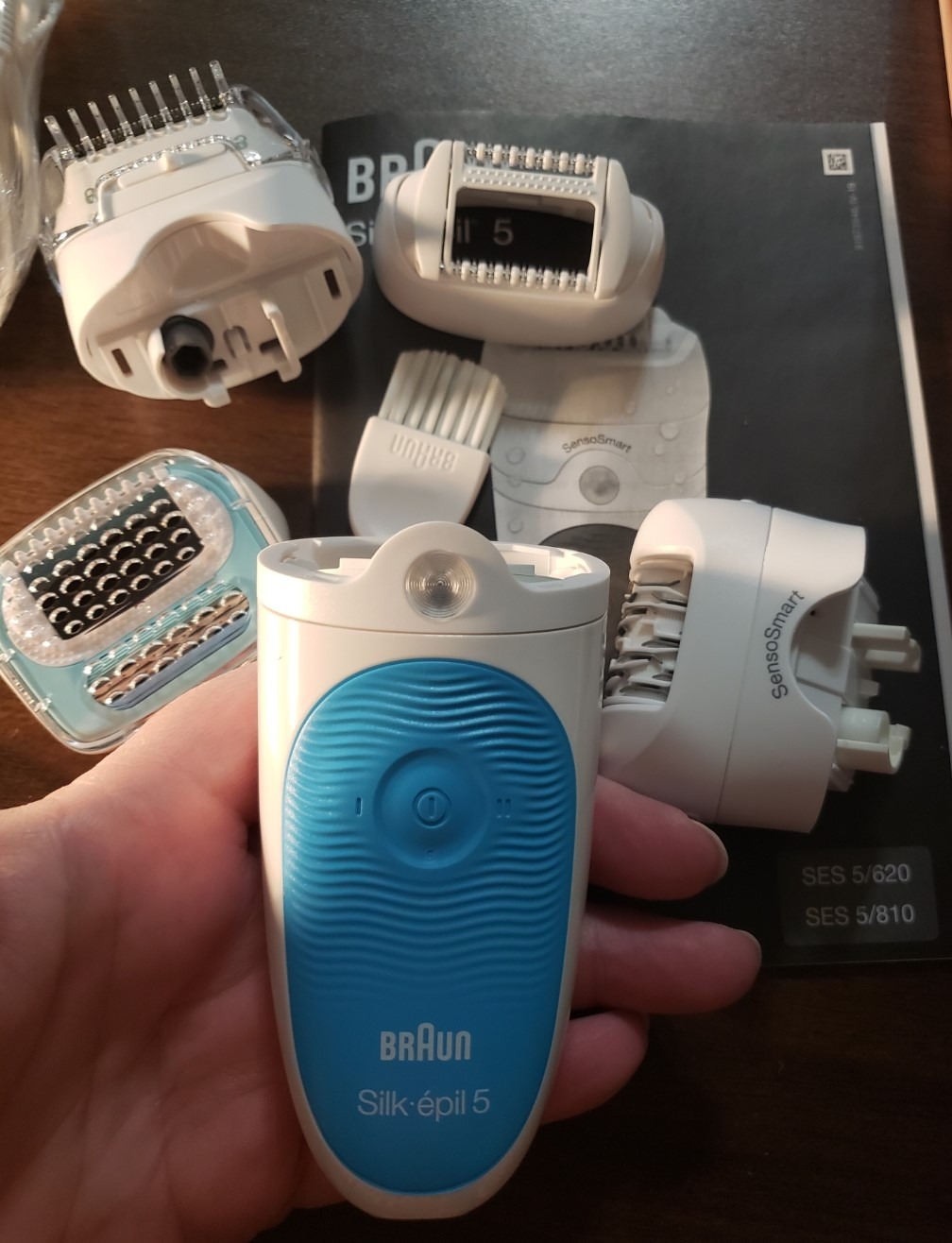 Braun Epilator Silk-épil 5 5-810, Hair Removal Device, Epilator for Women, Shaver & Bikini Trimmer, Cordless, Rechargeable, Wet & Dry customer photo 1
