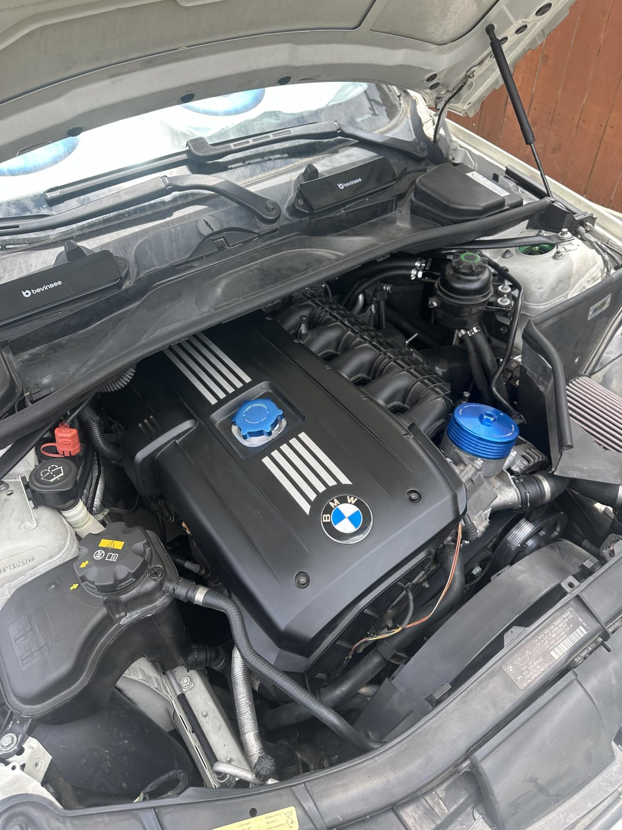 EVIL ENERGY Oil Catch Can, Universal Baffled Catch Can Kit with NBR Fuel Hose, 300ml Aluminum Air Oil Separator Tank for PCV System customer photo 1