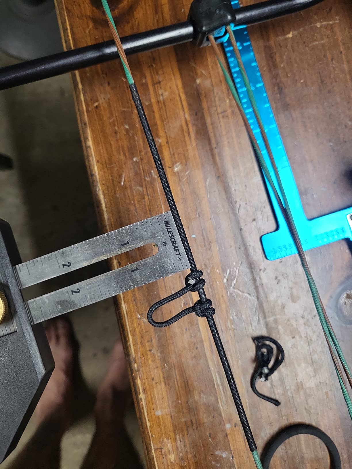 Calces365 Archery D Loop Plier with Case, 2 feet Dloop String, 2 Nock Points, and Decal customer photo 1