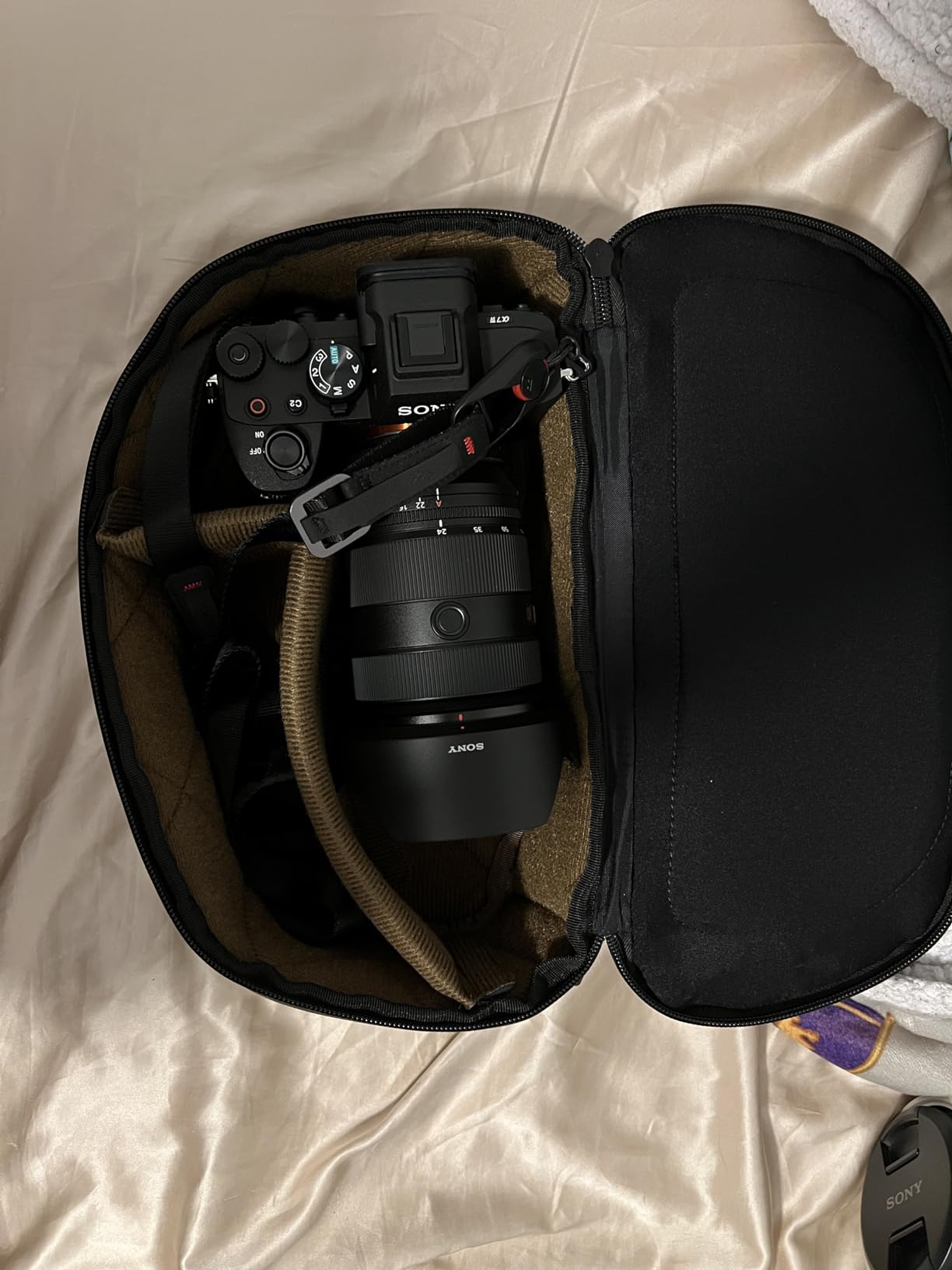 NOMATIC McKinnon Camera Cube - Travel Camera Pack by Peter McKinnon for Photographers, DSLR Camera Backpack for Men and Women customer photo 2