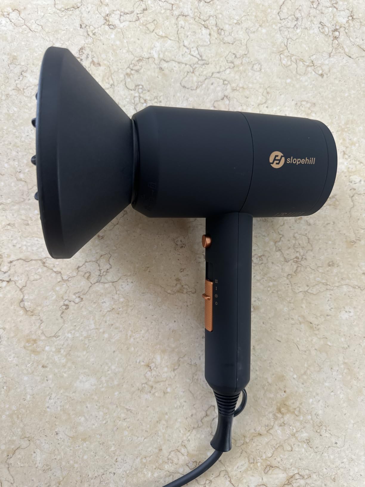 slopehill Professional Ionic Hair Dryer, Powerful 1800W Fast Drying Low Noise Blow Dryer with 2 Concentrator Nozzle 1 Diffuser Attachments for Home Salon Travel customer photo 1