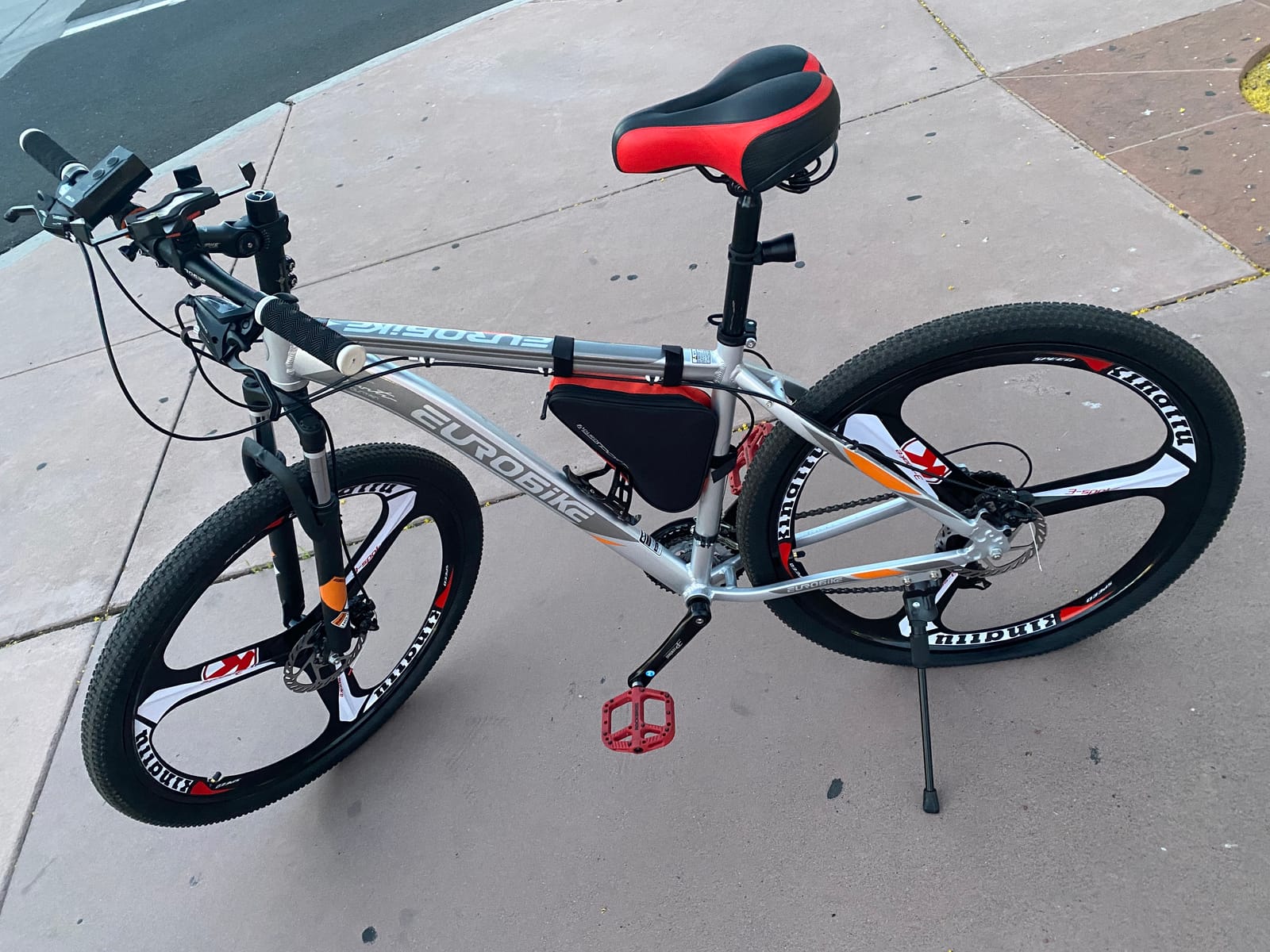 EUROBIKE 29in X9 3 Spoke Wheel Mountain Bike 21 Speed customer photo 1