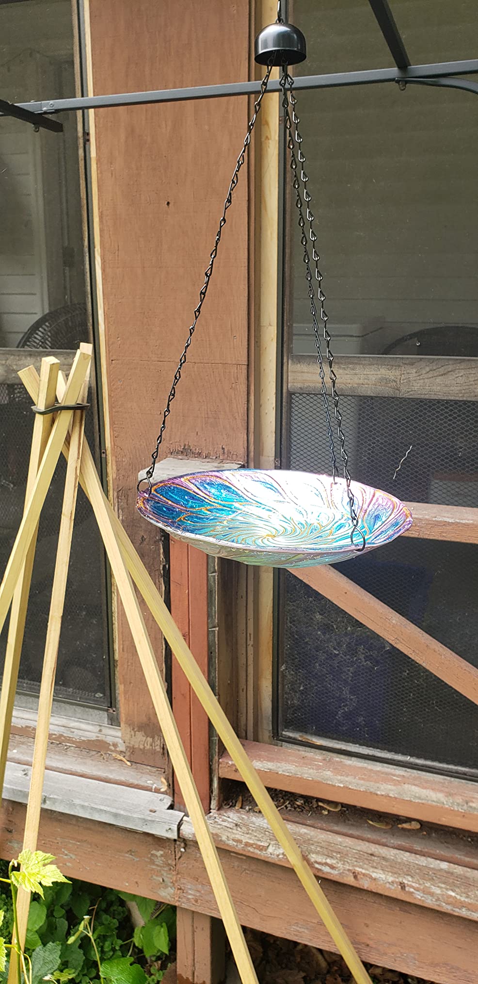 VCUTEKA Hanging Bird Baths Outdoor Glass Birdbath Feeder for Garden Decor | Stained Glass Handmade Peacock Hanging Bird Bath Bowl to Attract Wild Birds for Outside, Lawn, Garden, Yard Decor customer photo 1