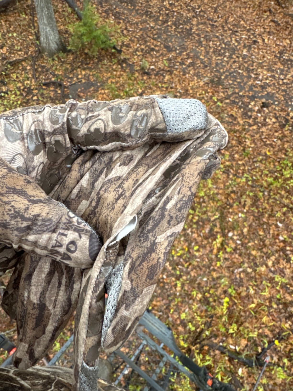 Mossy Oak Lightweight Camo Hunting Gloves customer photo 1