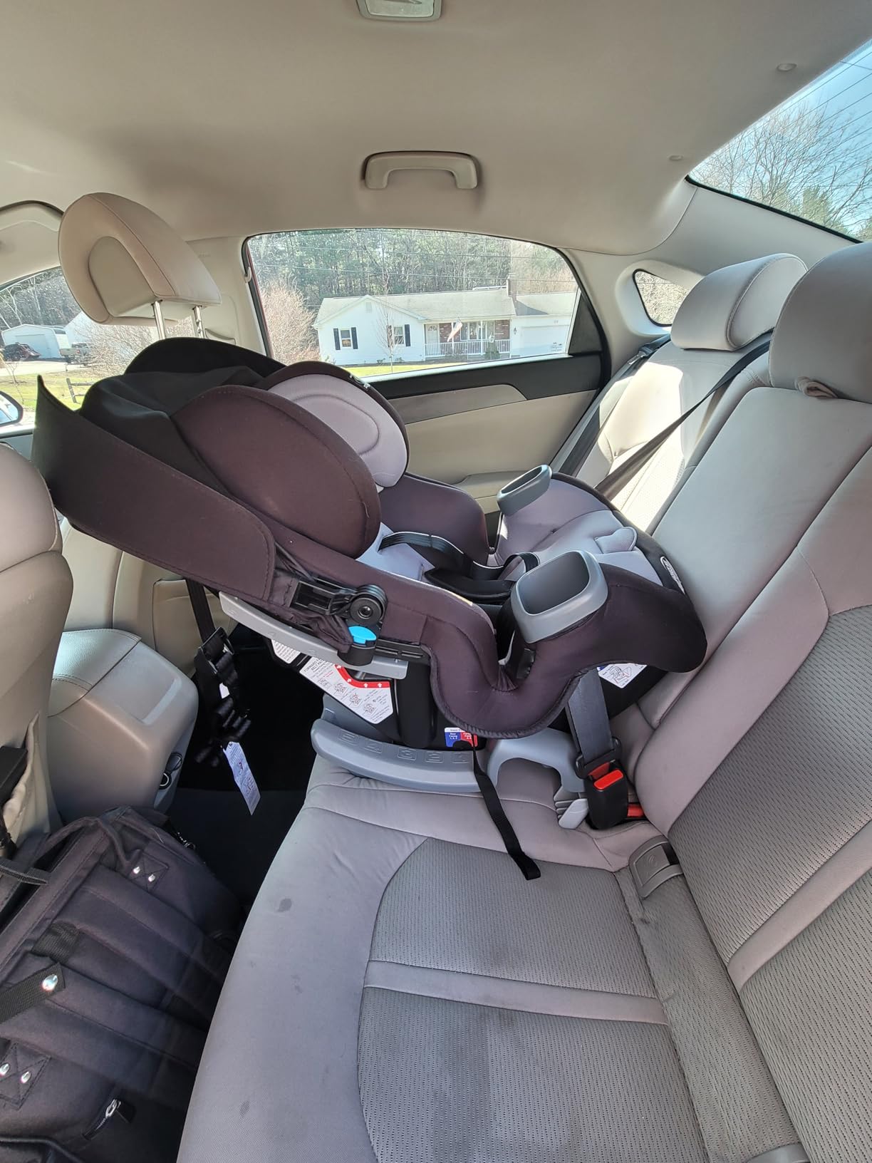 Baby Trend Cover Me™ 4-in-1 Convertible Car Seat, Vespa – Built-in Canopy, 4-Stage Growth System, Plush Comfort Padding, Multi-Position Recline customer photo 1