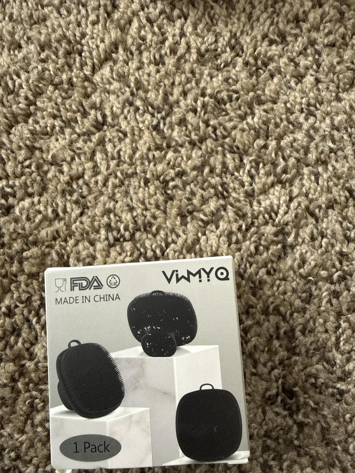 VWMYQ Silicone Face Scrubber for Men & Women, Manual Waterproof Facial Cleansing Brush for Exfoliating‑Black customer photo 2