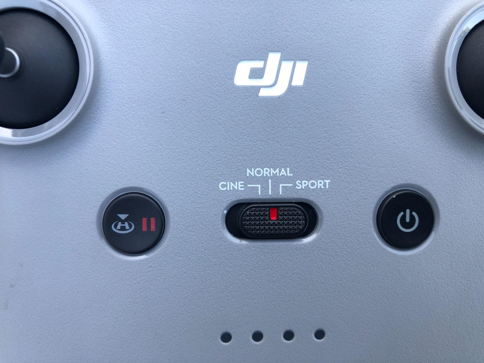 DJI Mini 2 Fly More Combo – Ultralight Foldable Drone, 3-Axis Gimbal with 4K Camera, 12MP Photos, 31 Mins Flight Time, OcuSync 2.0 10km HD Video Transmission, QuickShots, Gray (CP.MA.00000306.01) customer photo 1